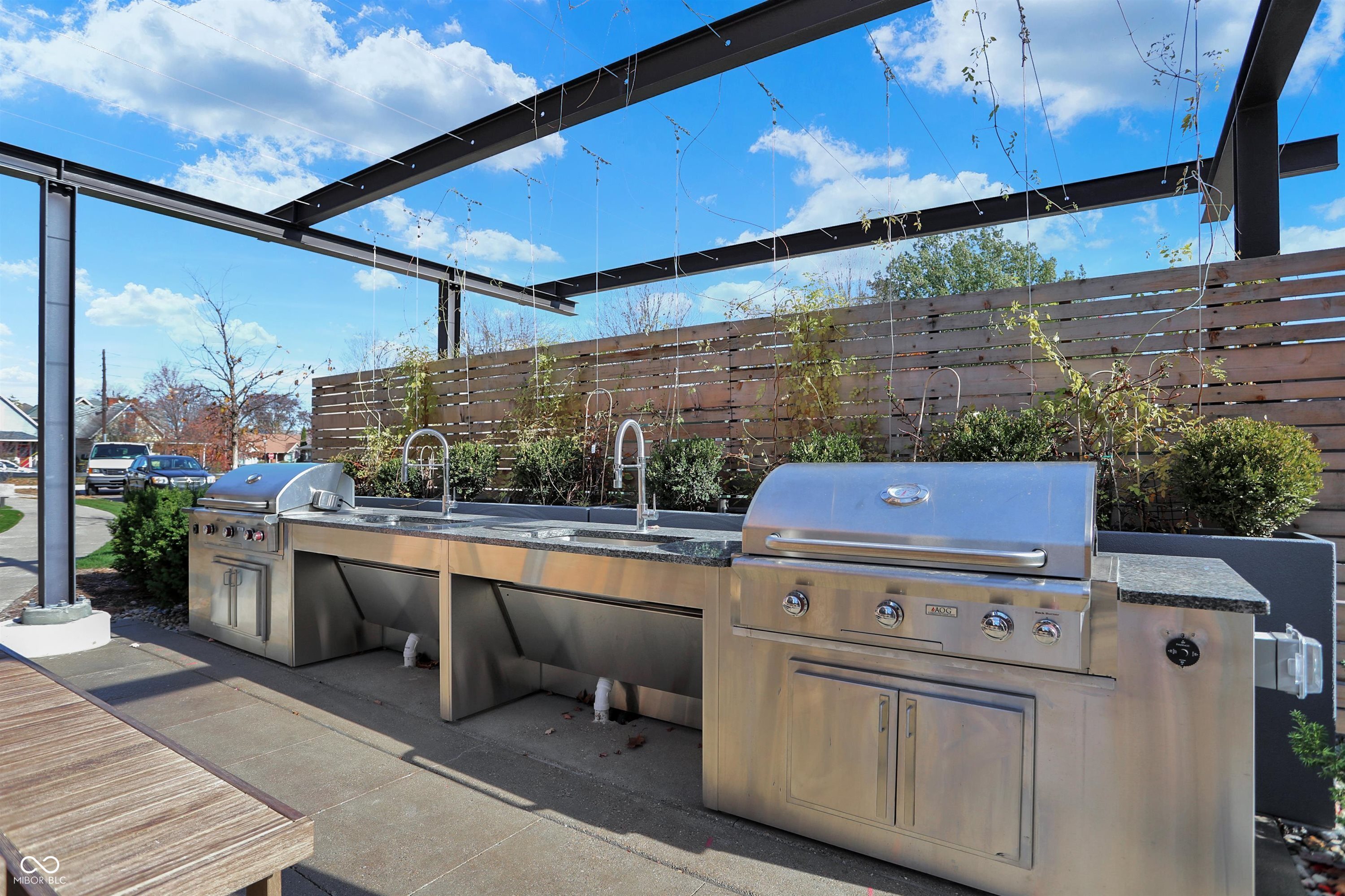 877 N East Street Unit: UNIT 203