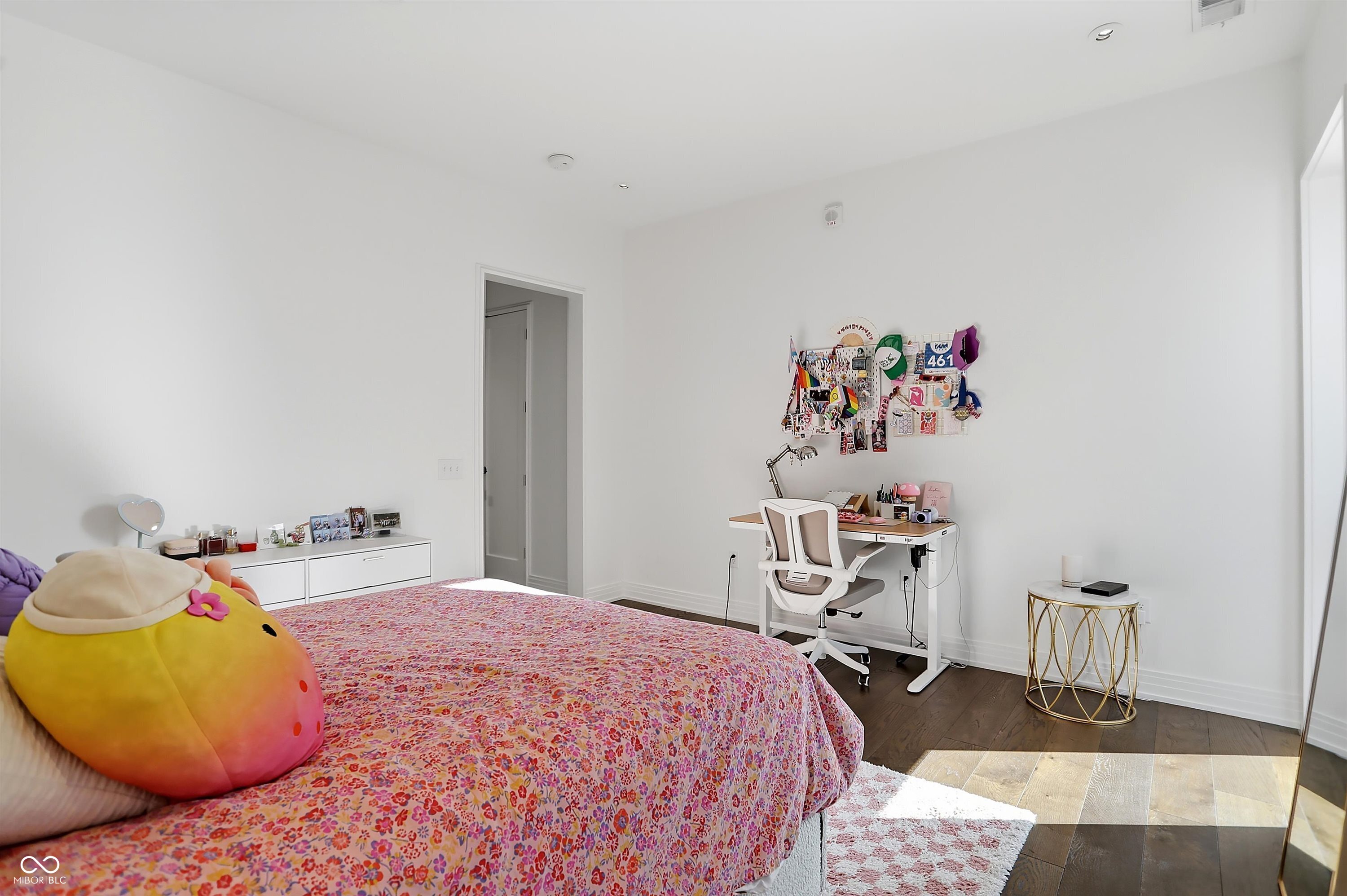 877 N East Street Unit: UNIT 203