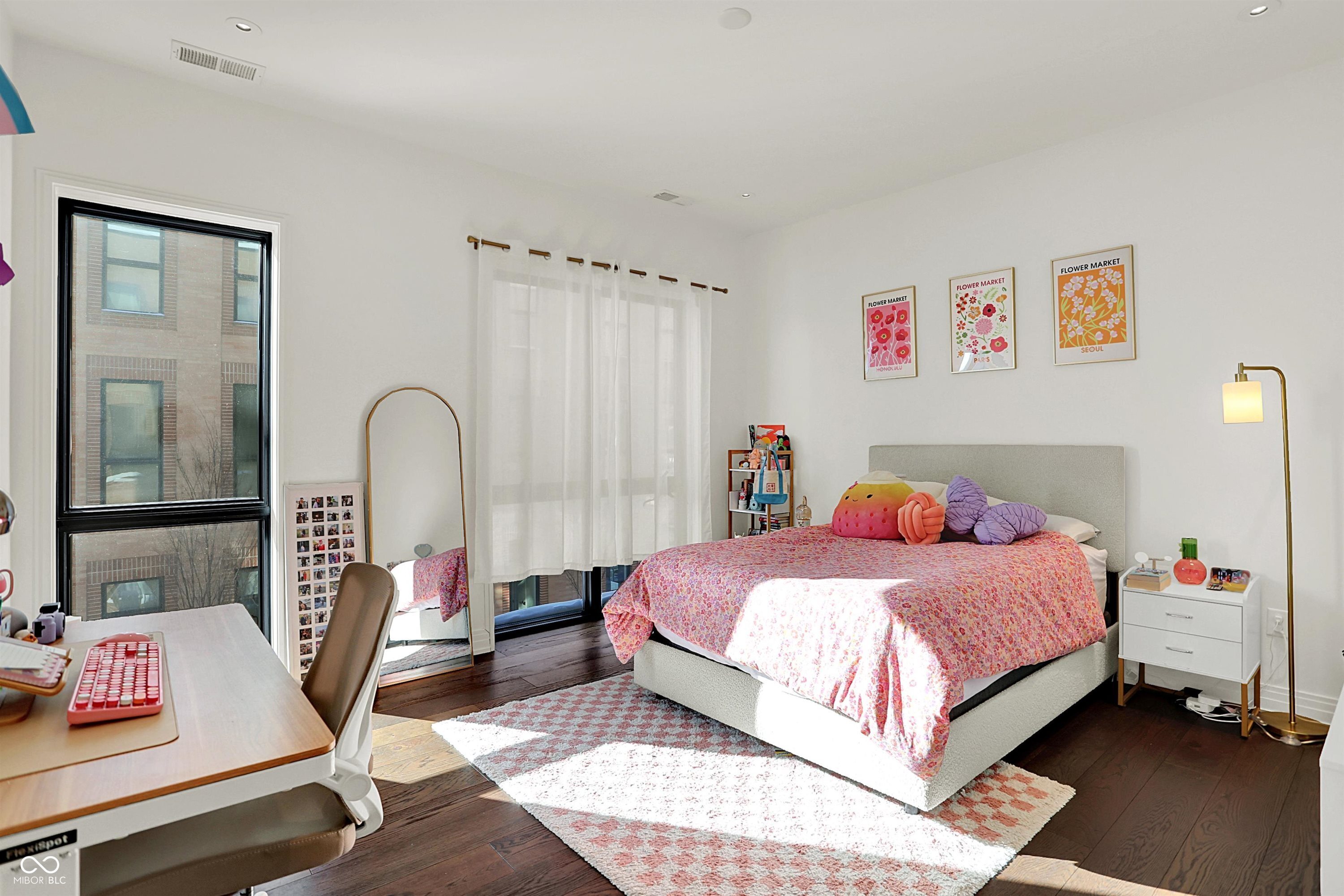 877 N East Street Unit: UNIT 203