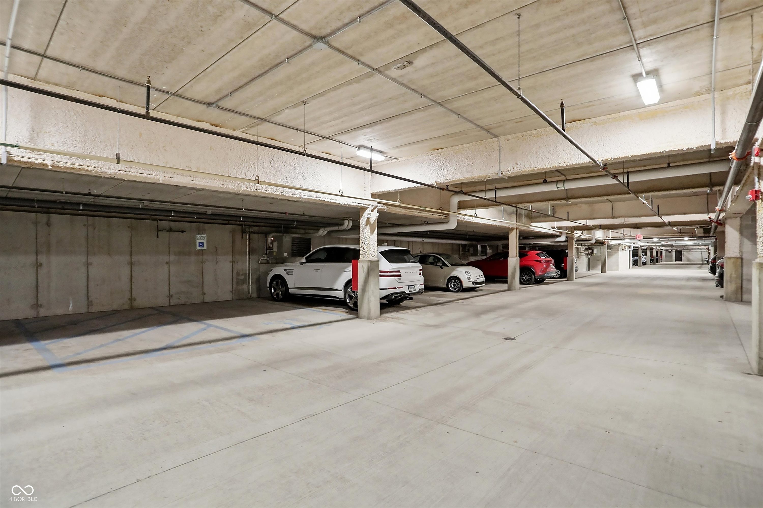 877 N East Street Unit: UNIT 203