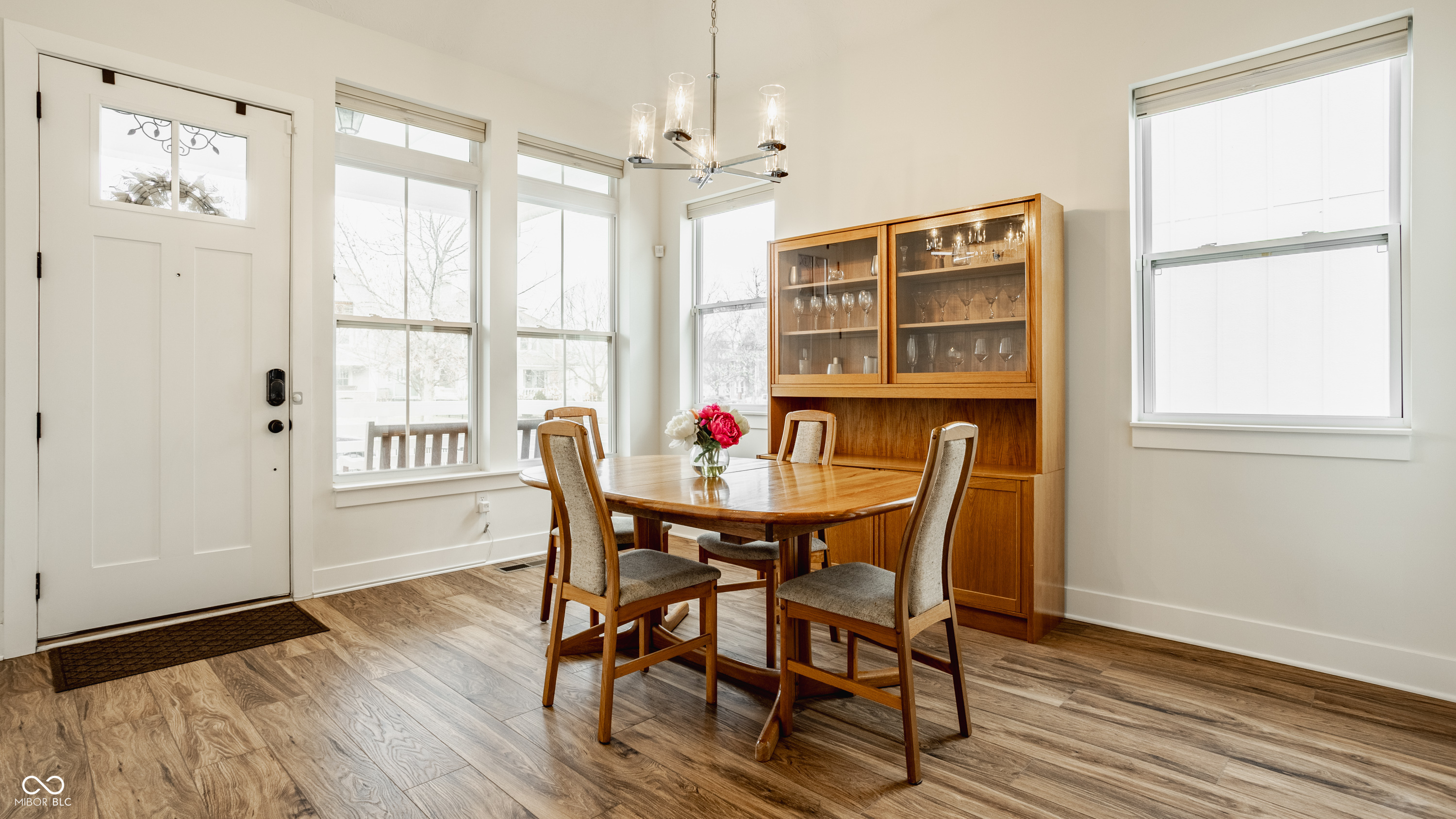 2343 N College Avenue