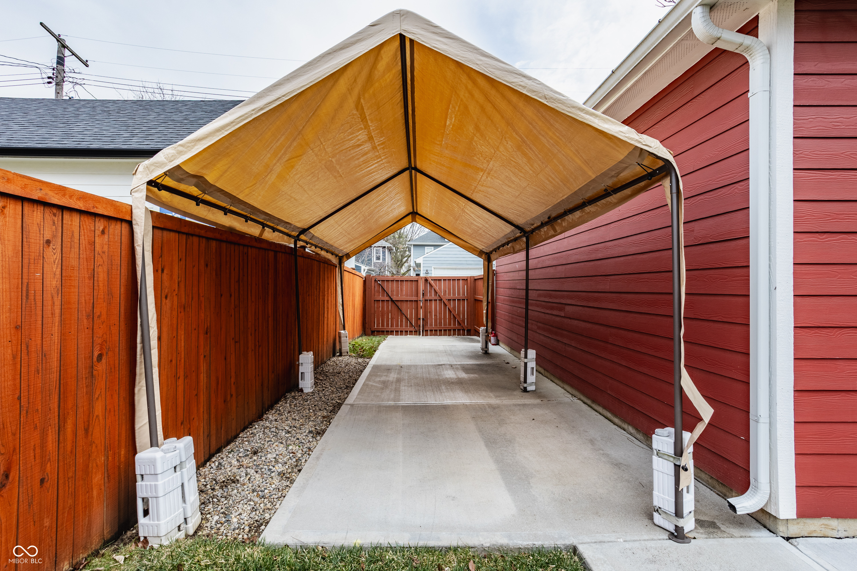 2343 N College Avenue