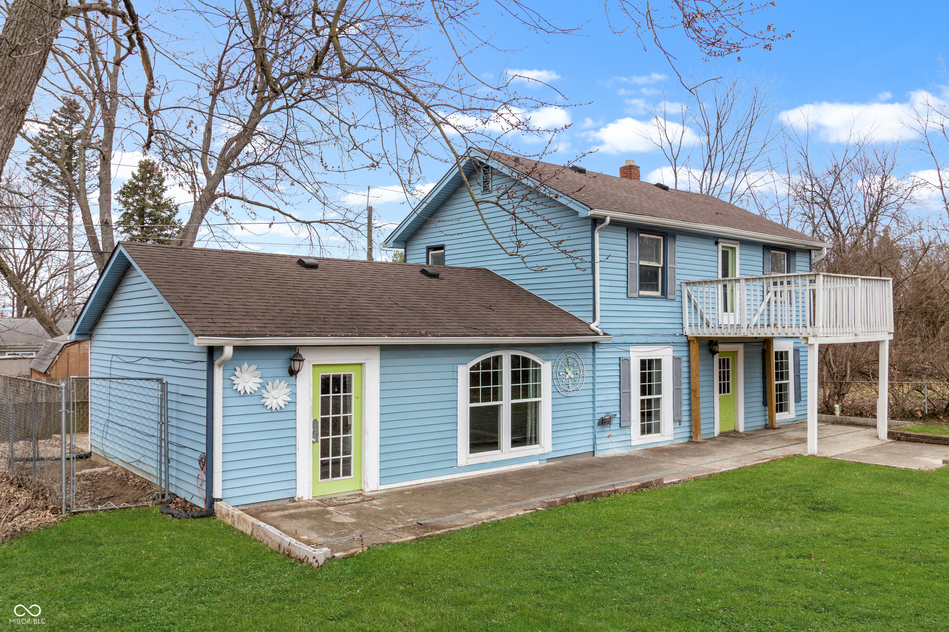 1736 N Graham Avenue