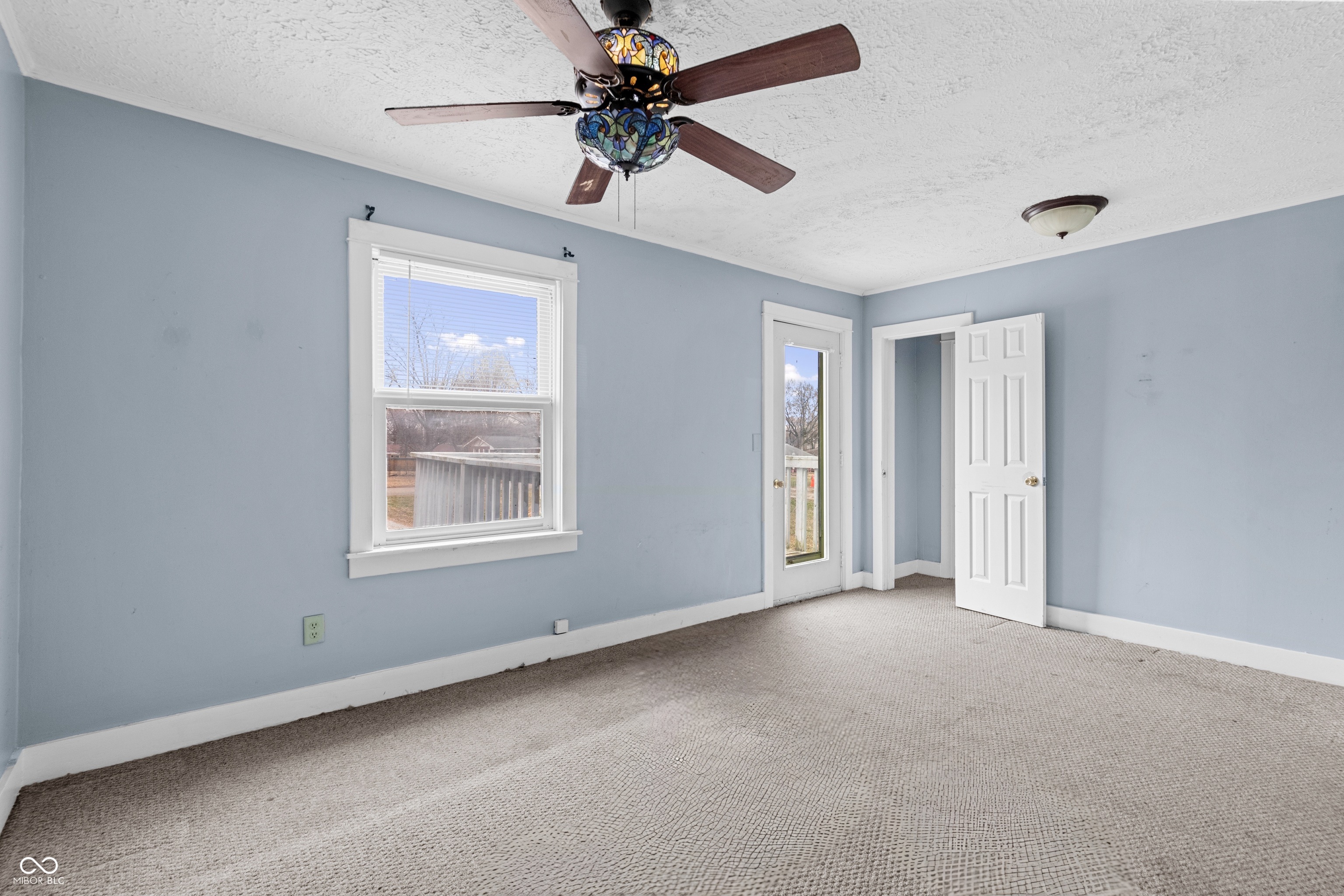 1736 N Graham Avenue