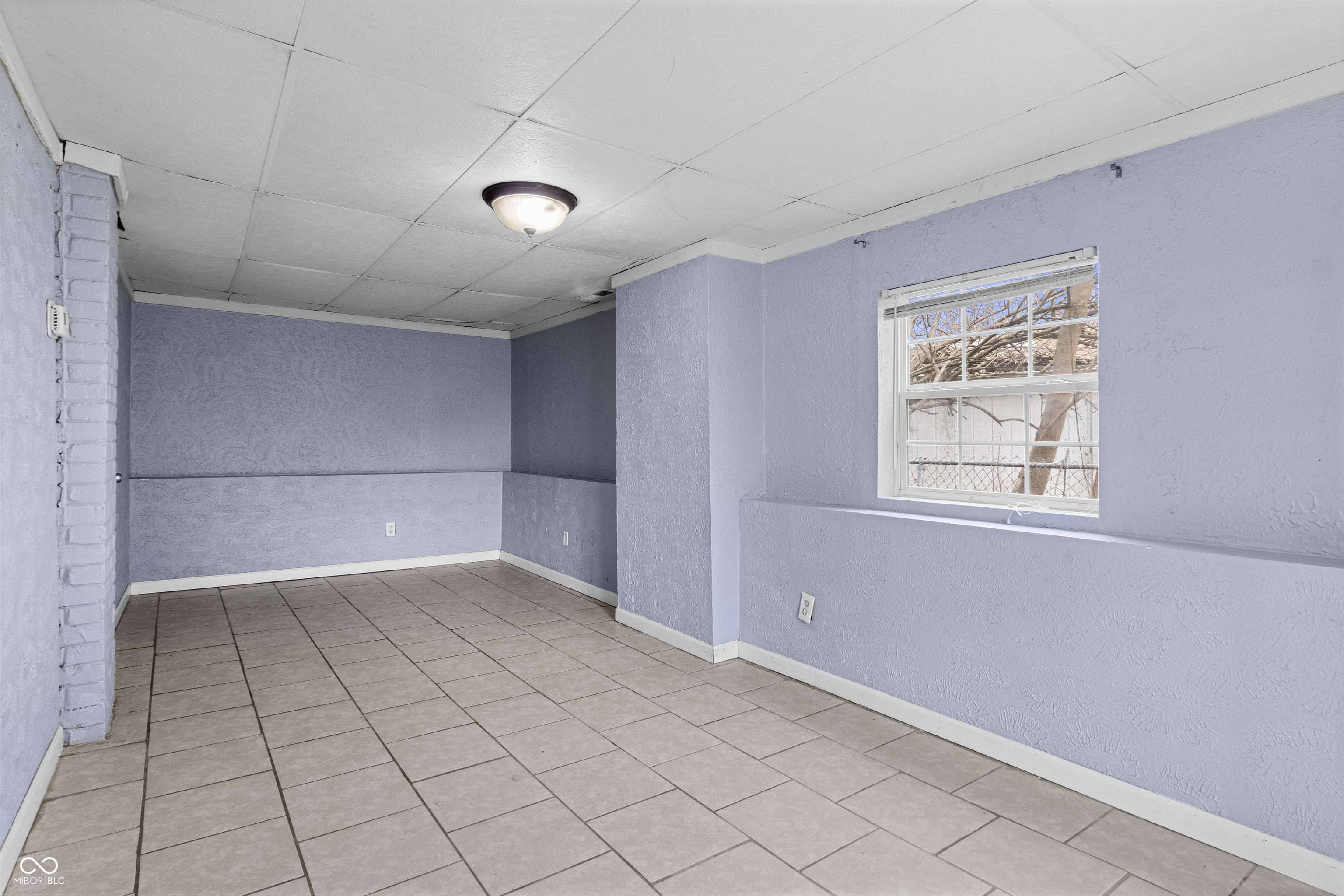 1736 N Graham Avenue