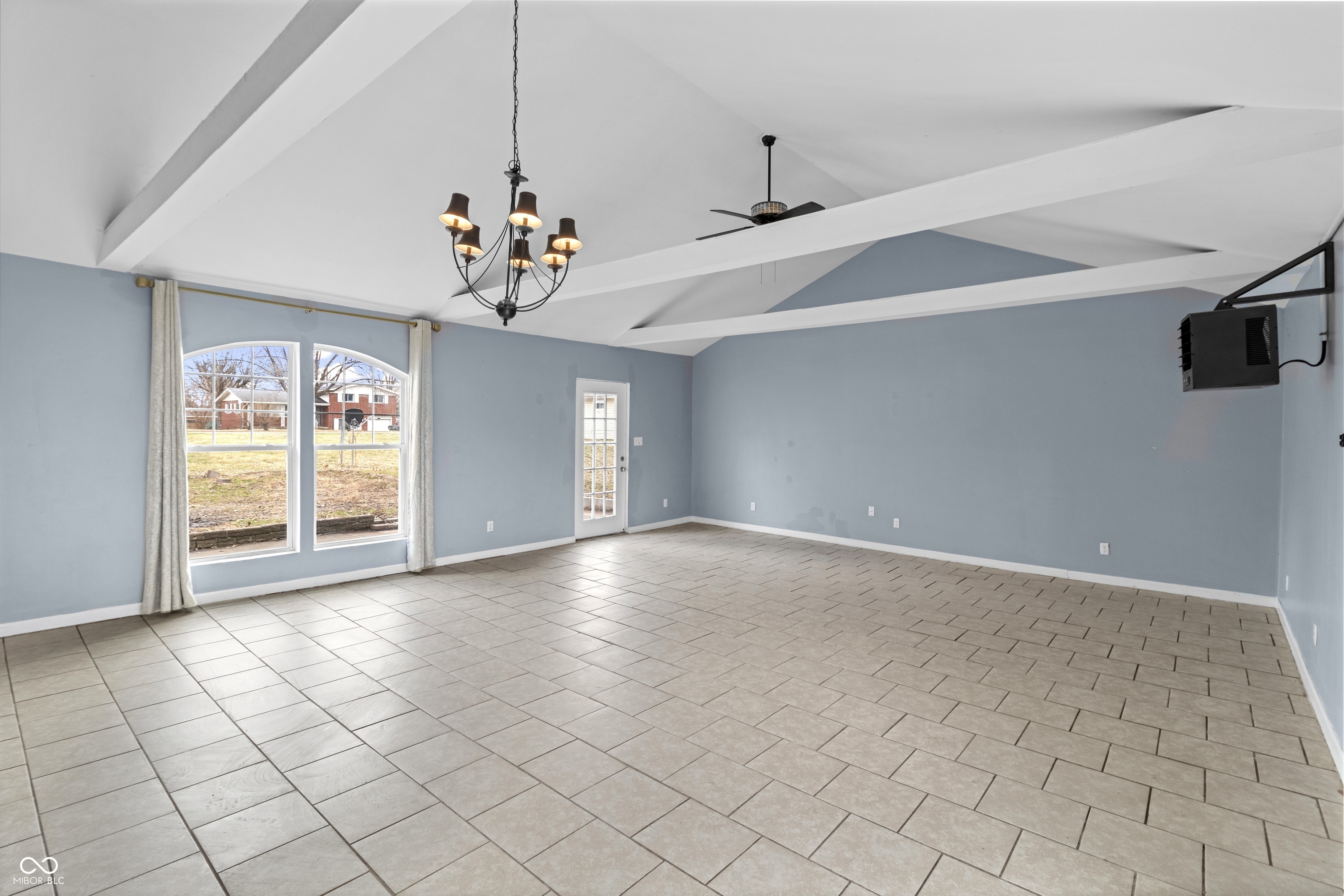 1736 N Graham Avenue