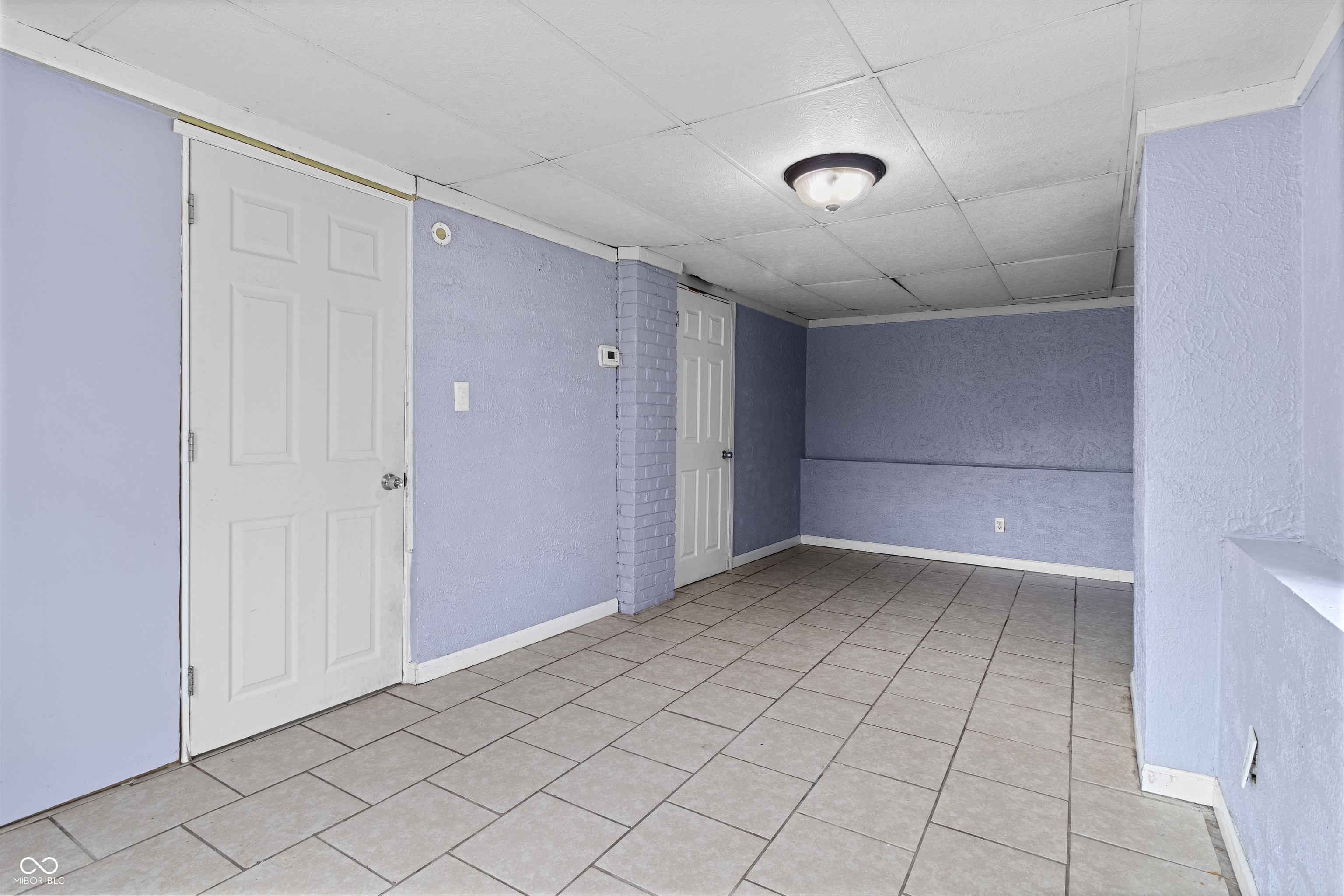 1736 N Graham Avenue