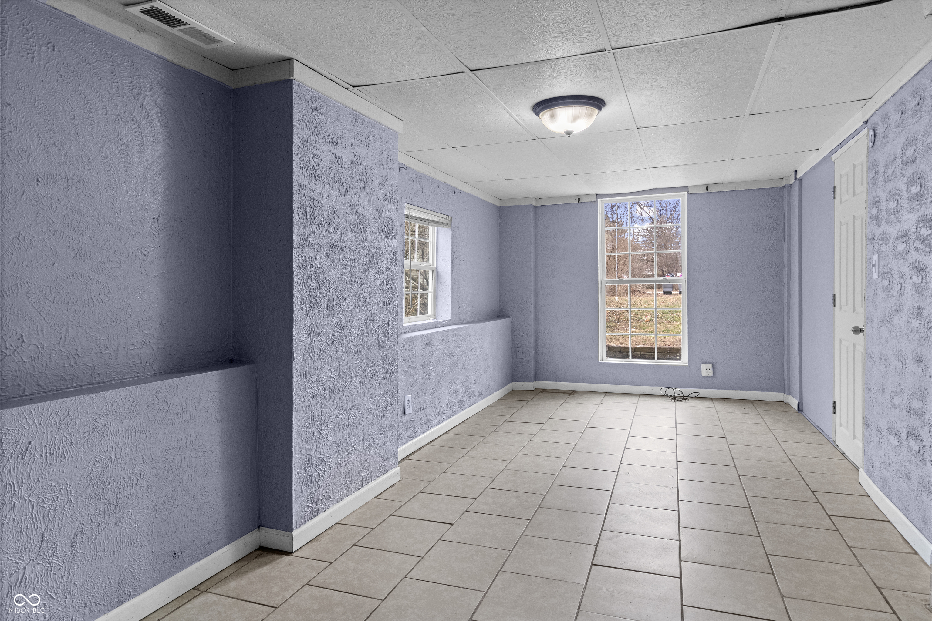 1736 N Graham Avenue