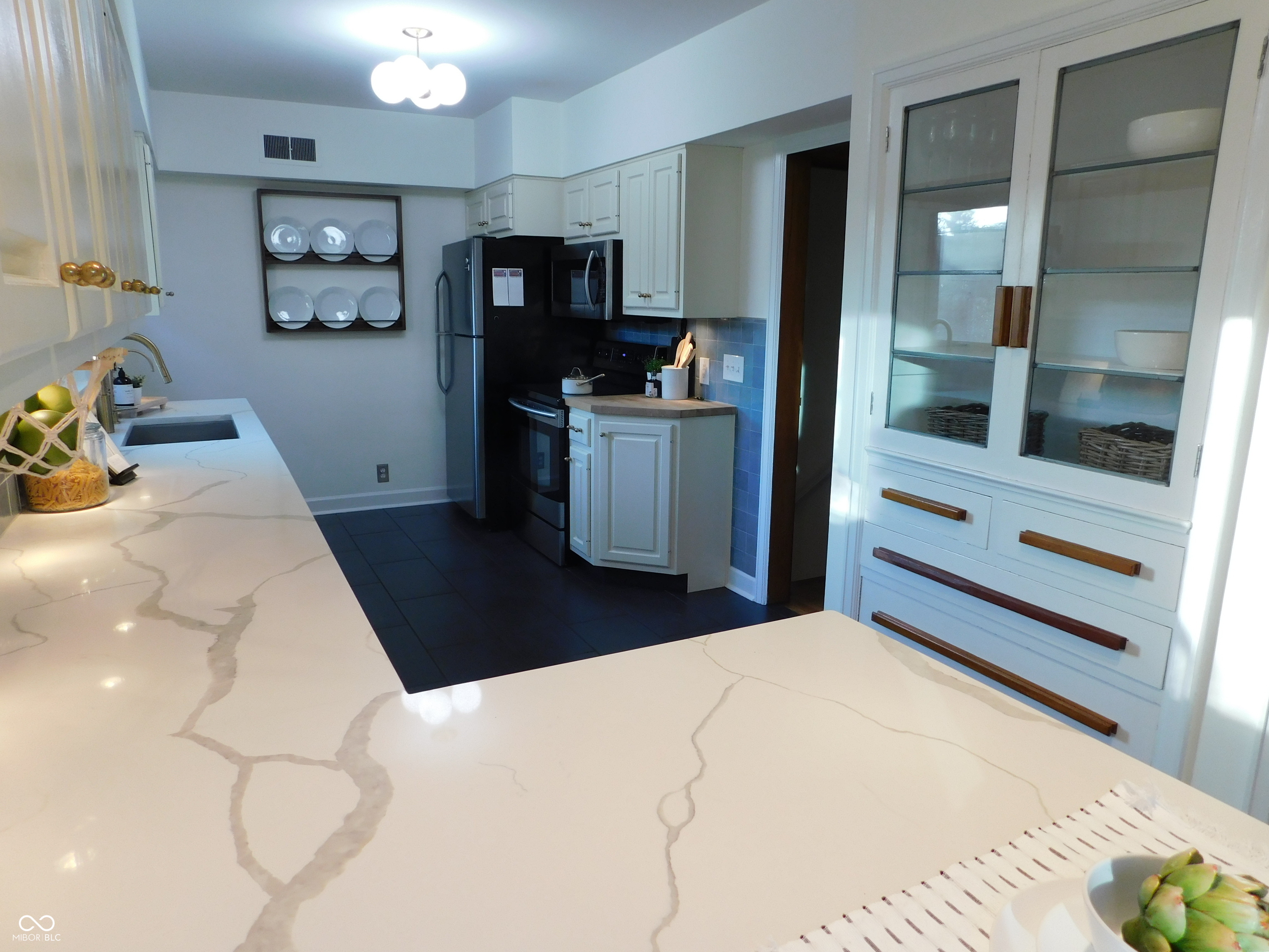 5510 N Illinois Street