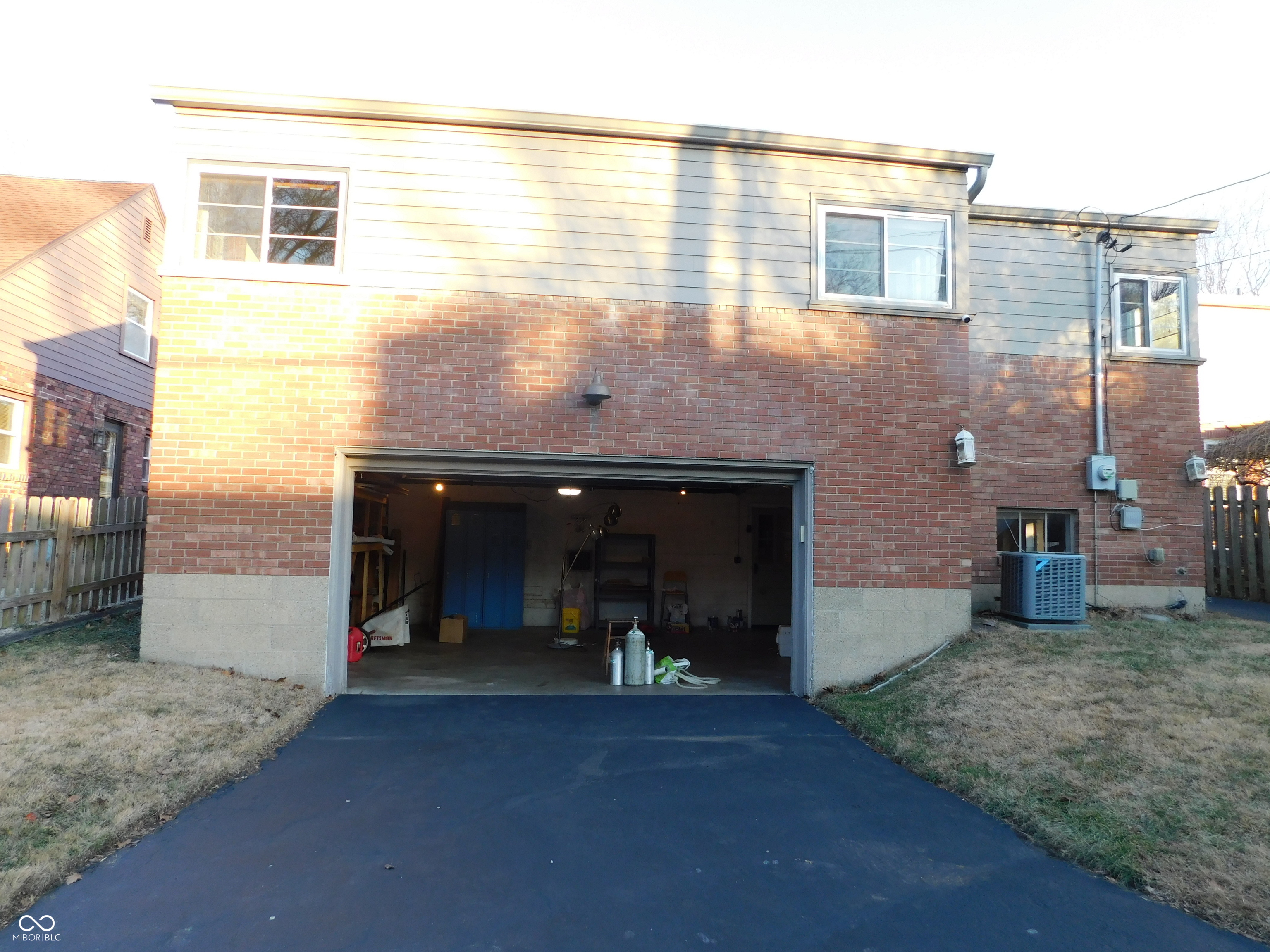 5510 N Illinois Street