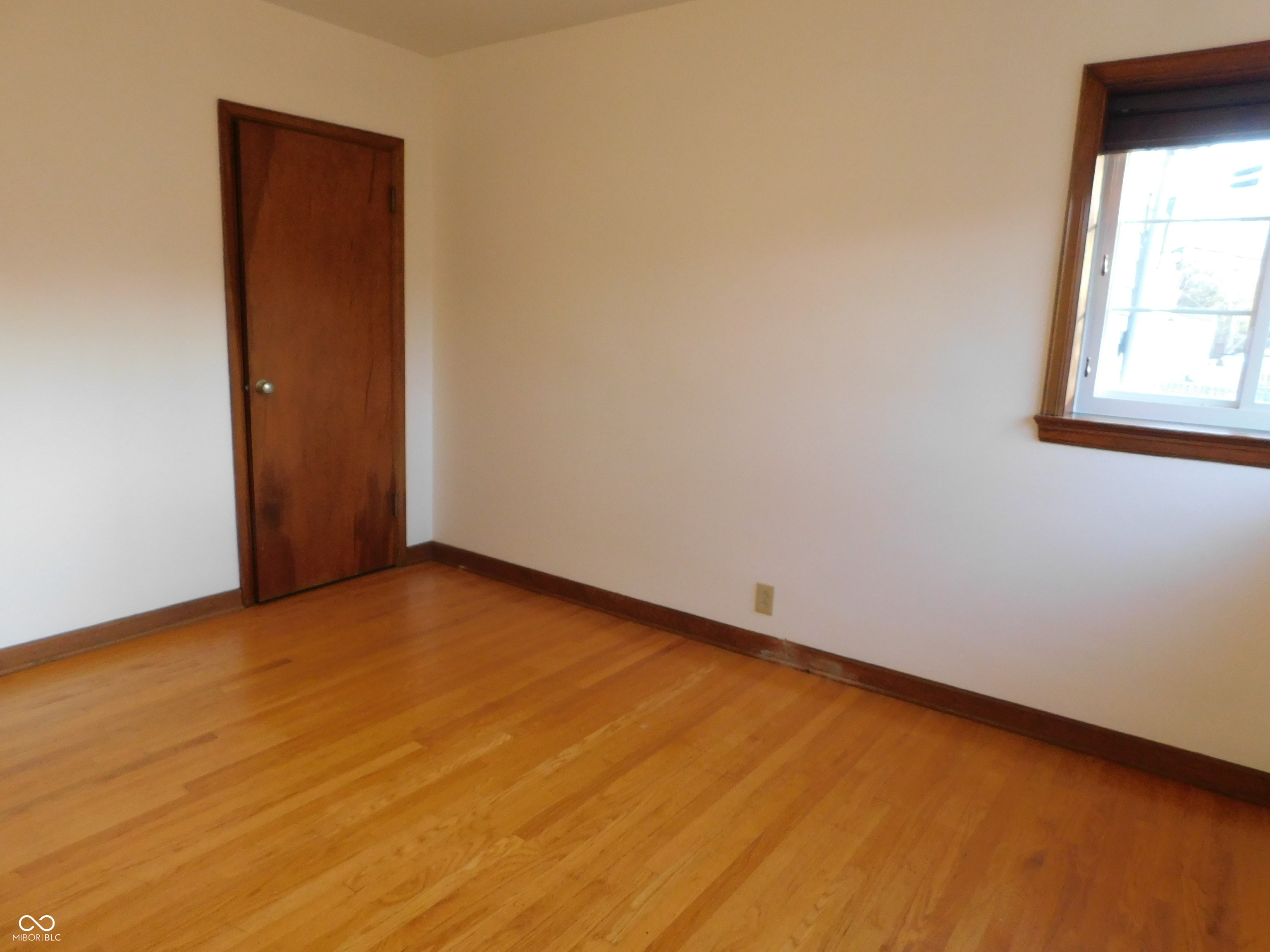 5510 N Illinois Street