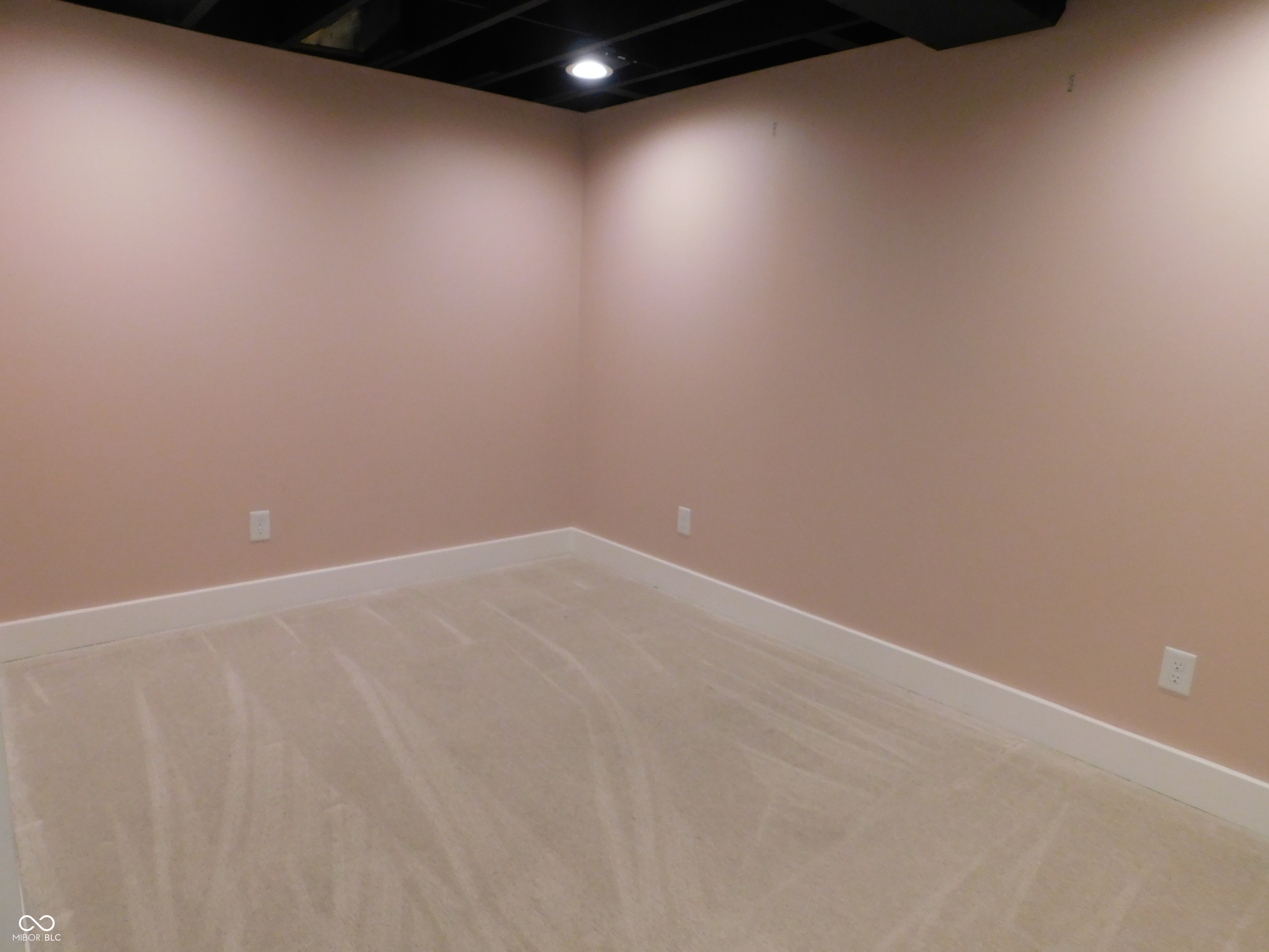 5510 N Illinois Street