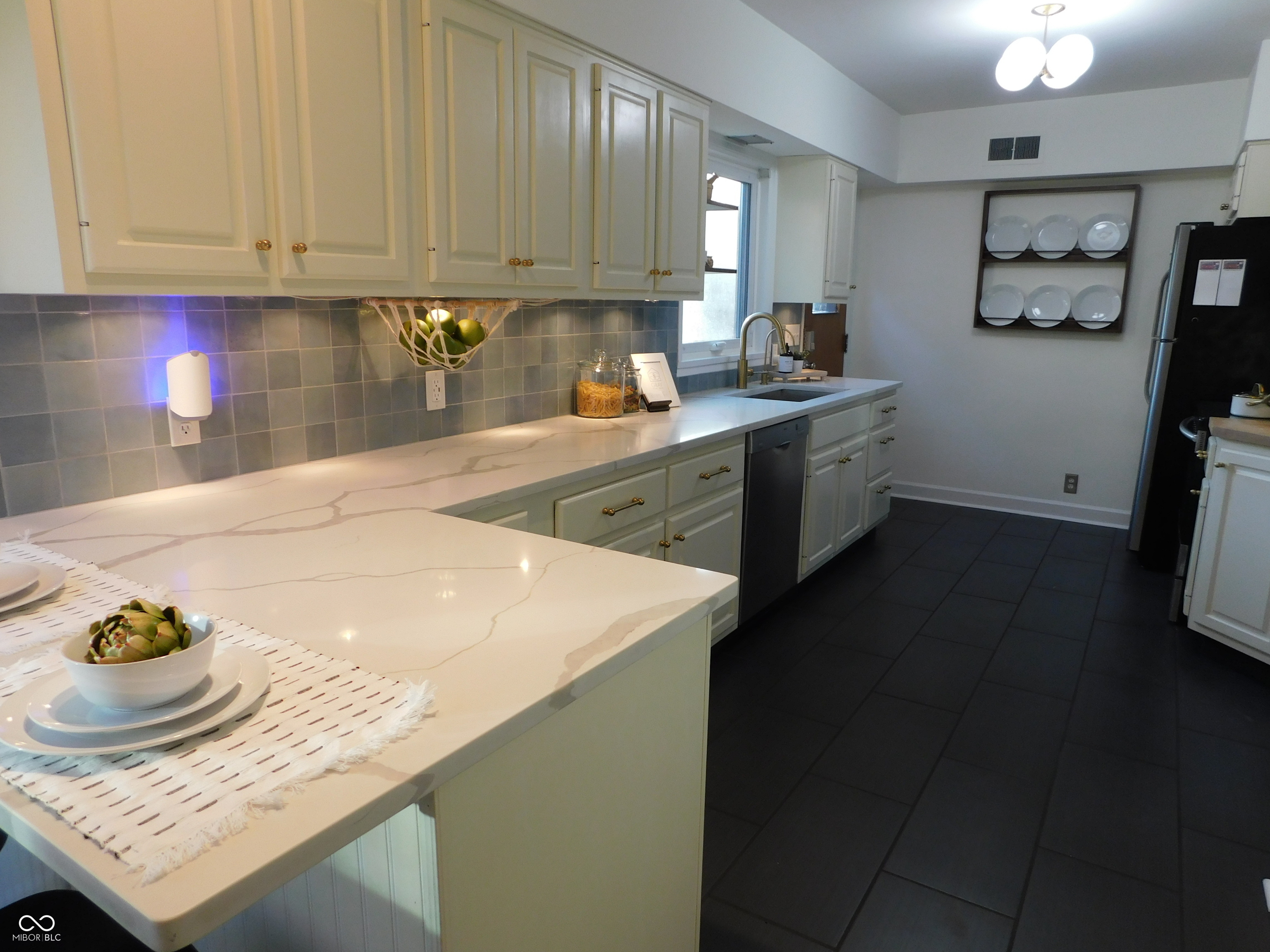 5510 N Illinois Street