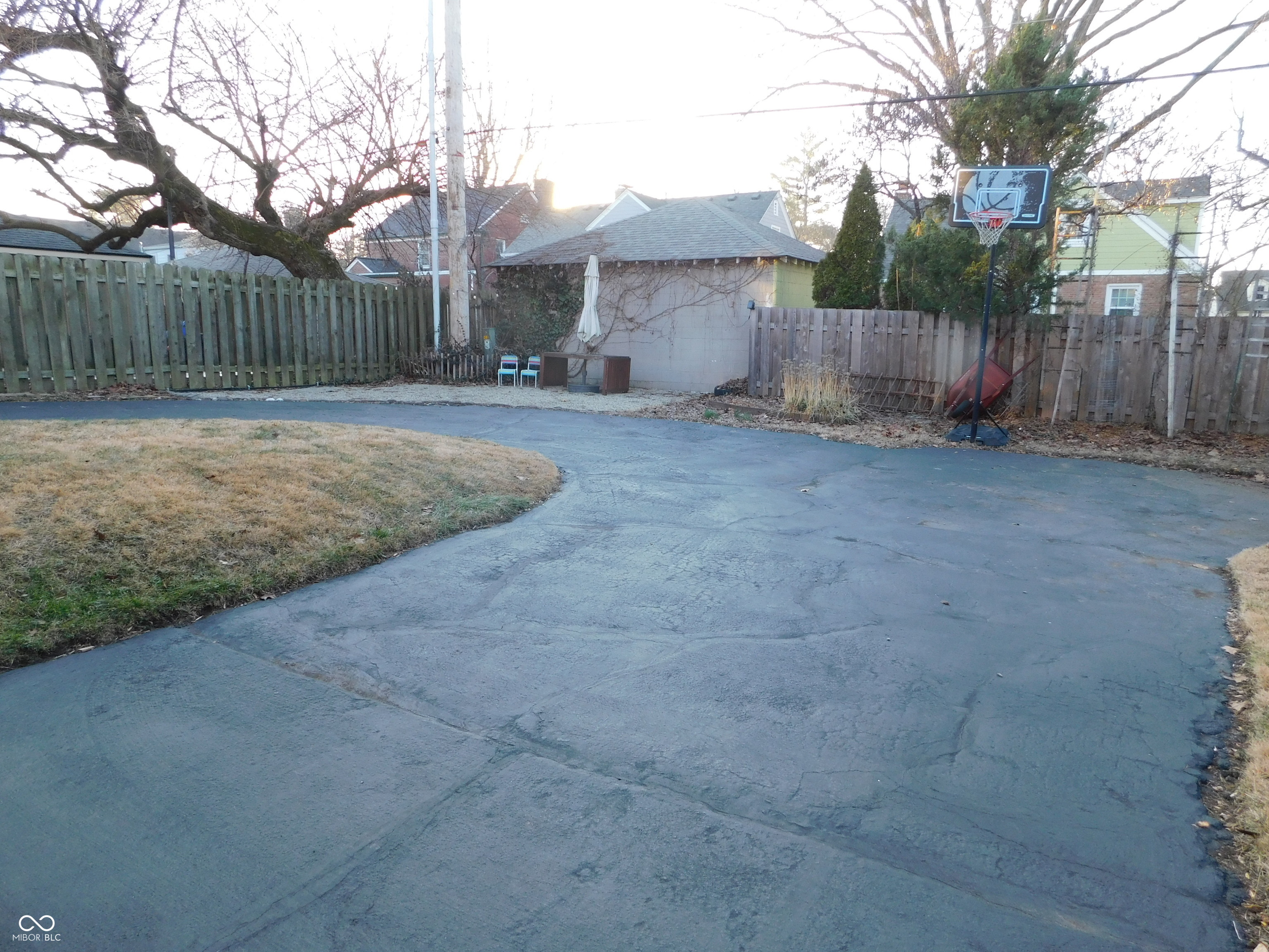 5510 N Illinois Street