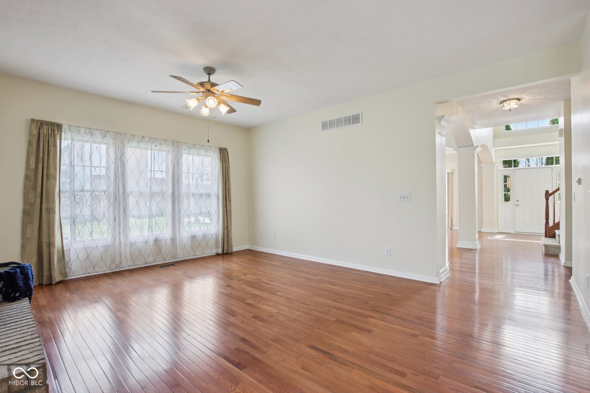 9402 Greenthread Lane