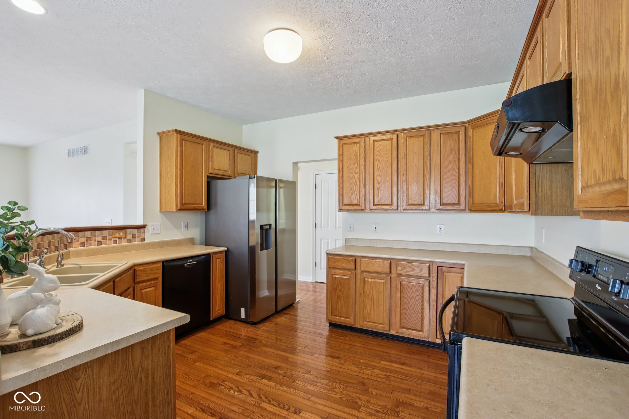 9402 Greenthread Lane