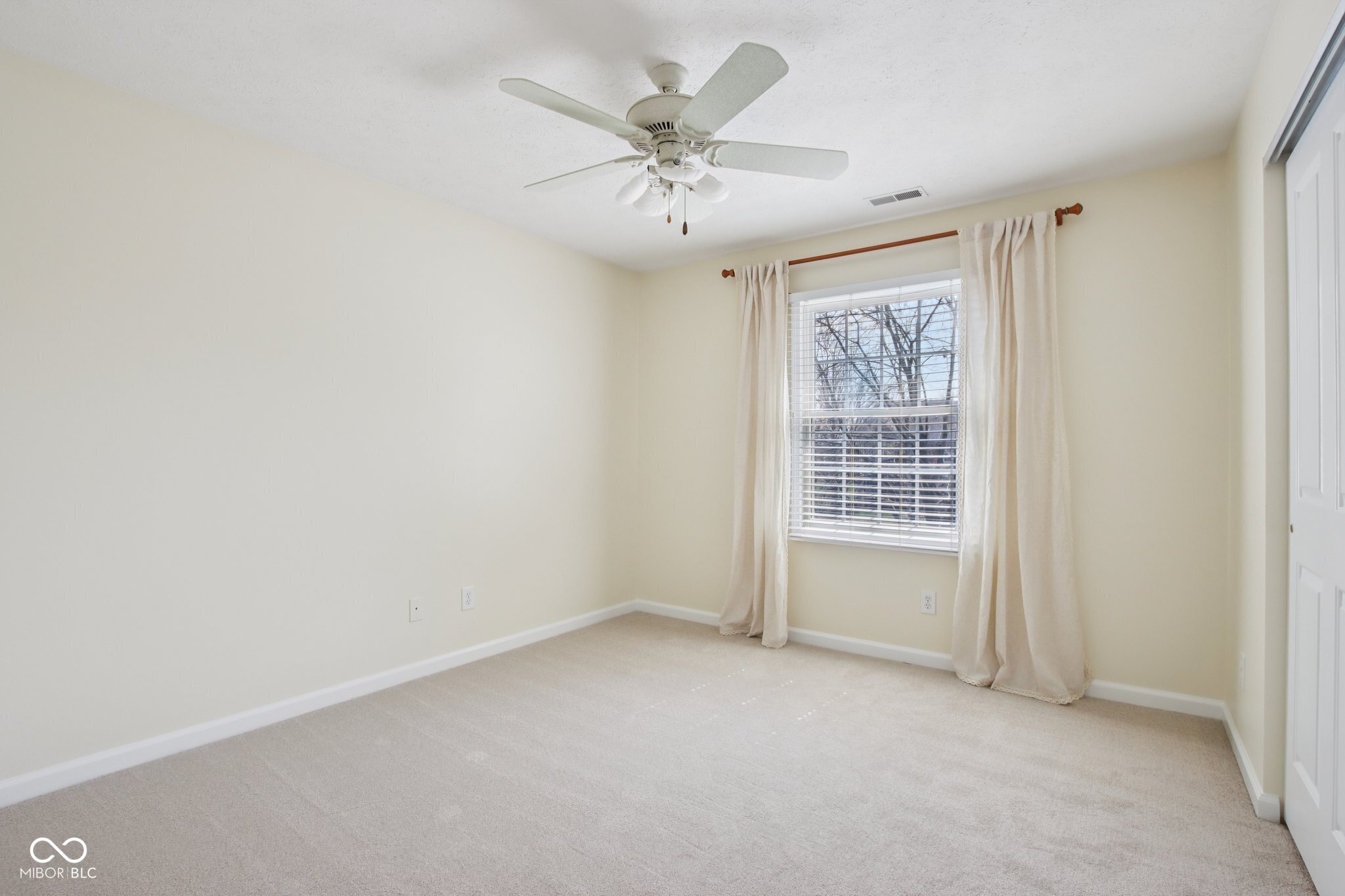 9402 Greenthread Lane