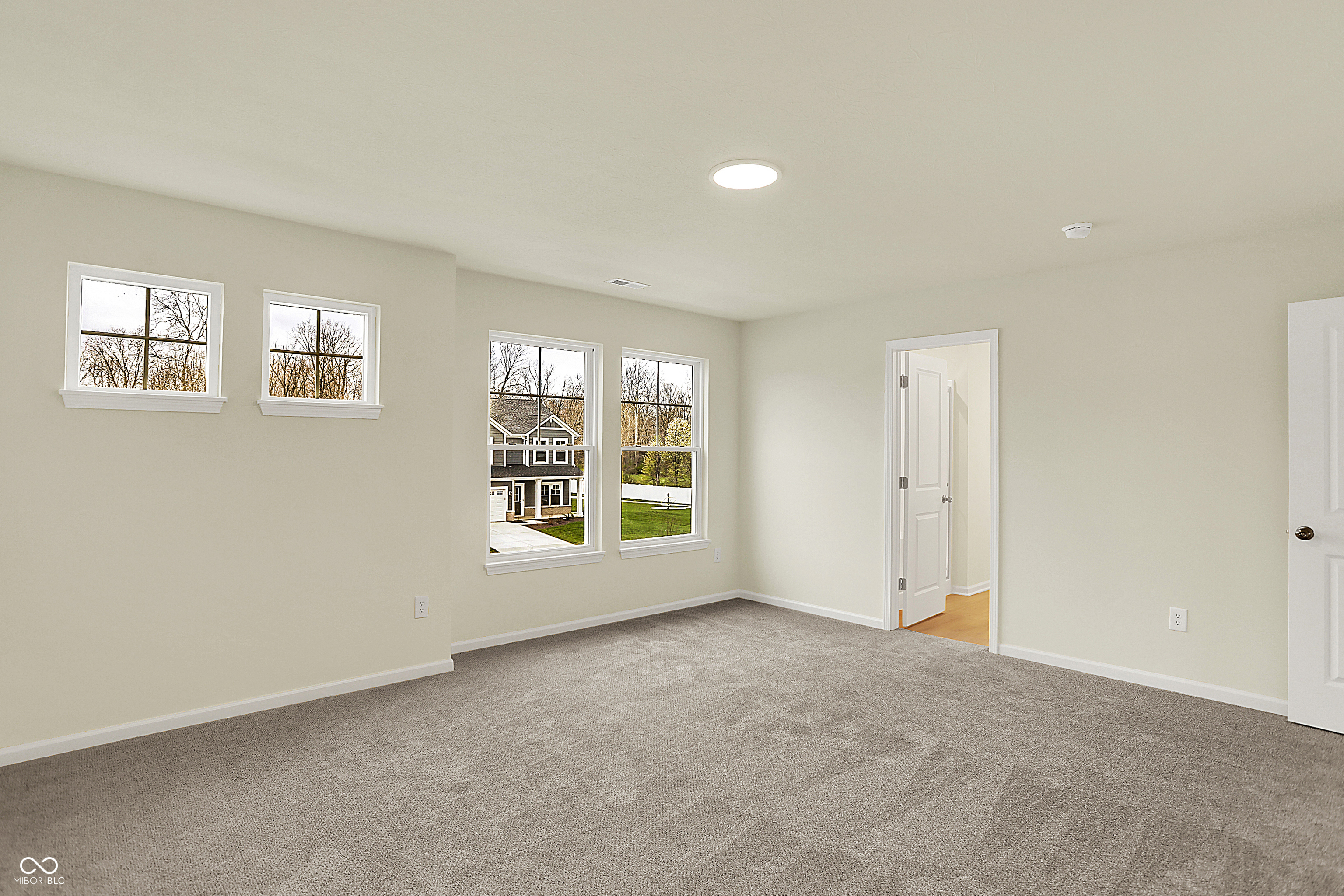 4087 Railhead Avenue