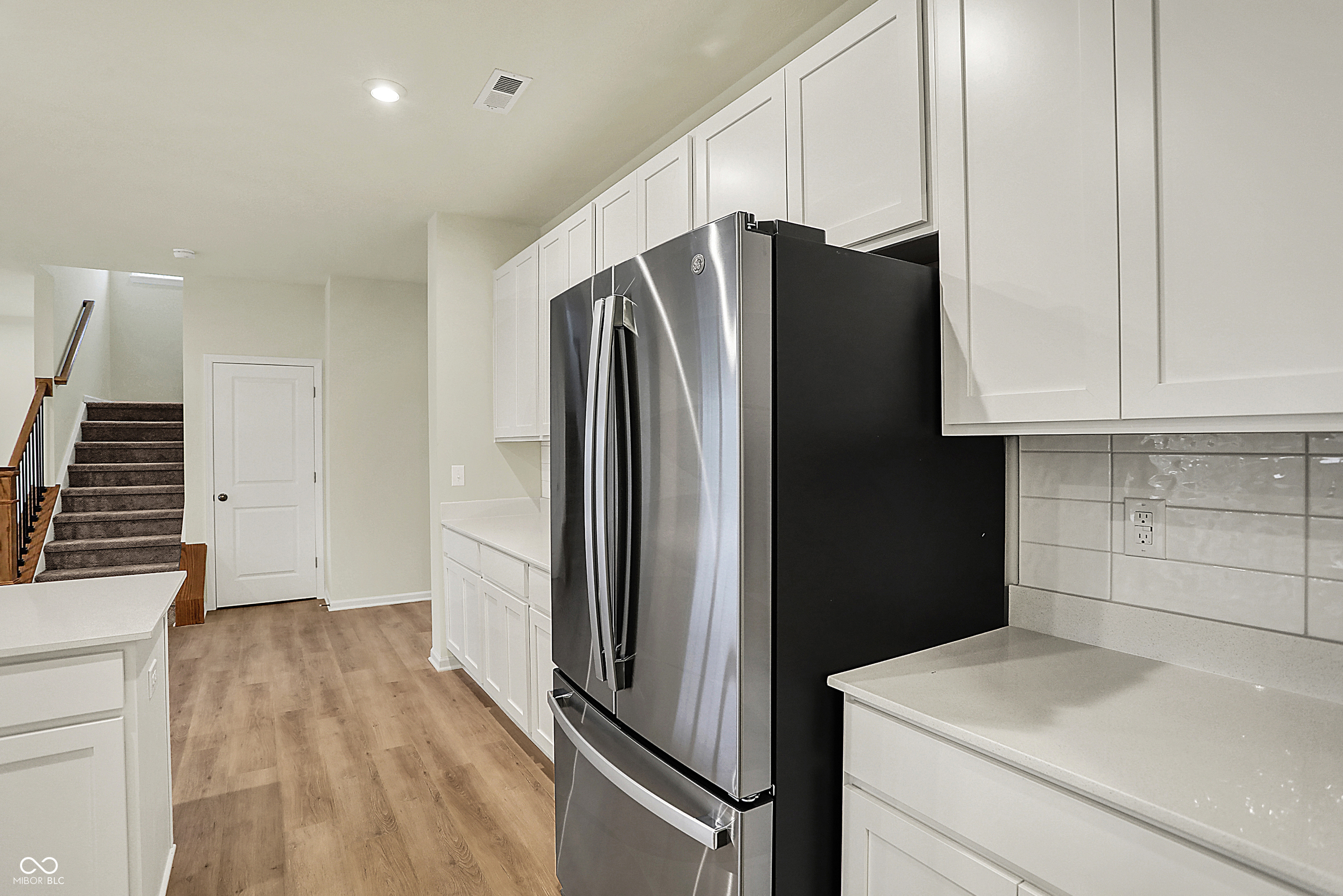 4087 Railhead Avenue