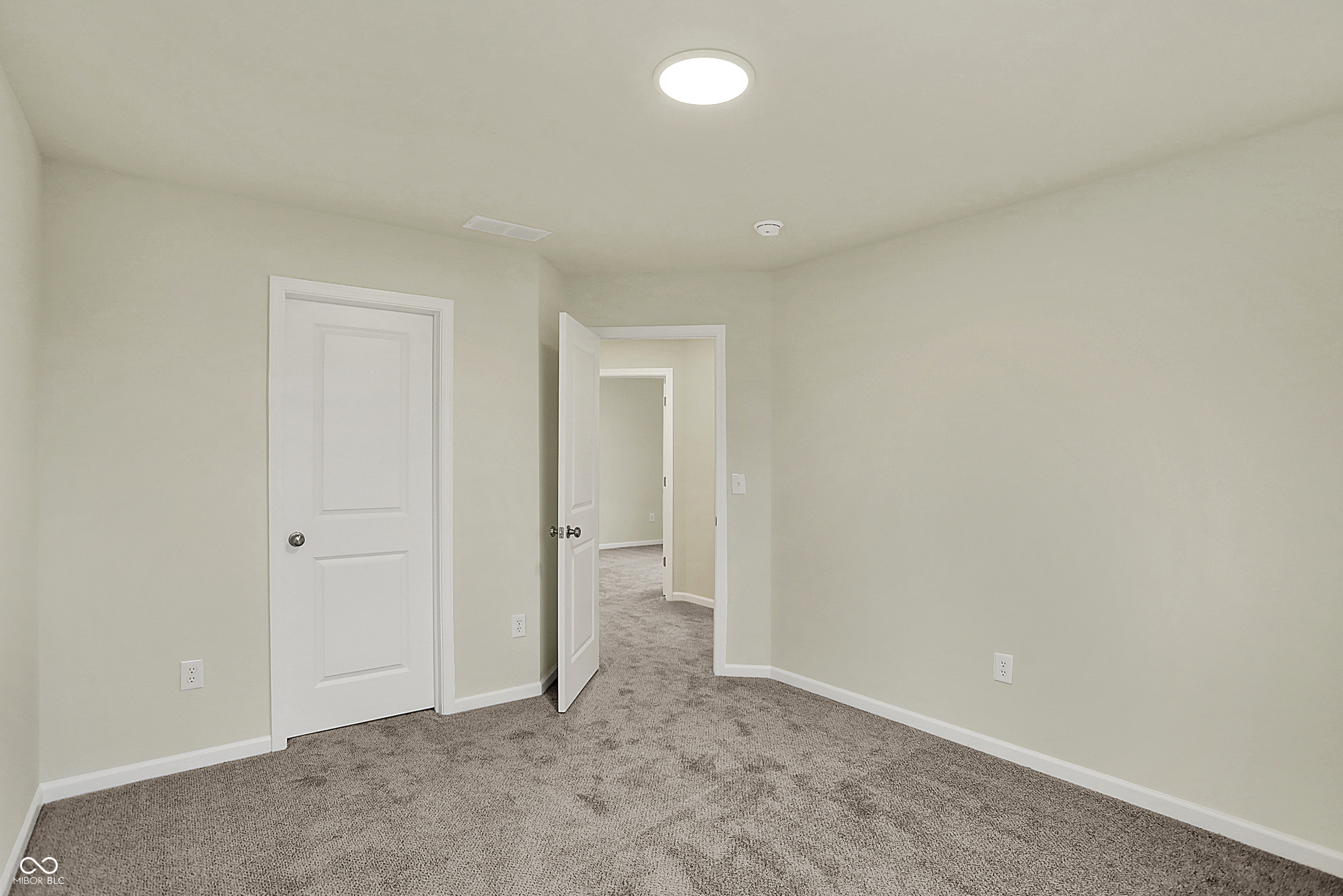 4087 Railhead Avenue