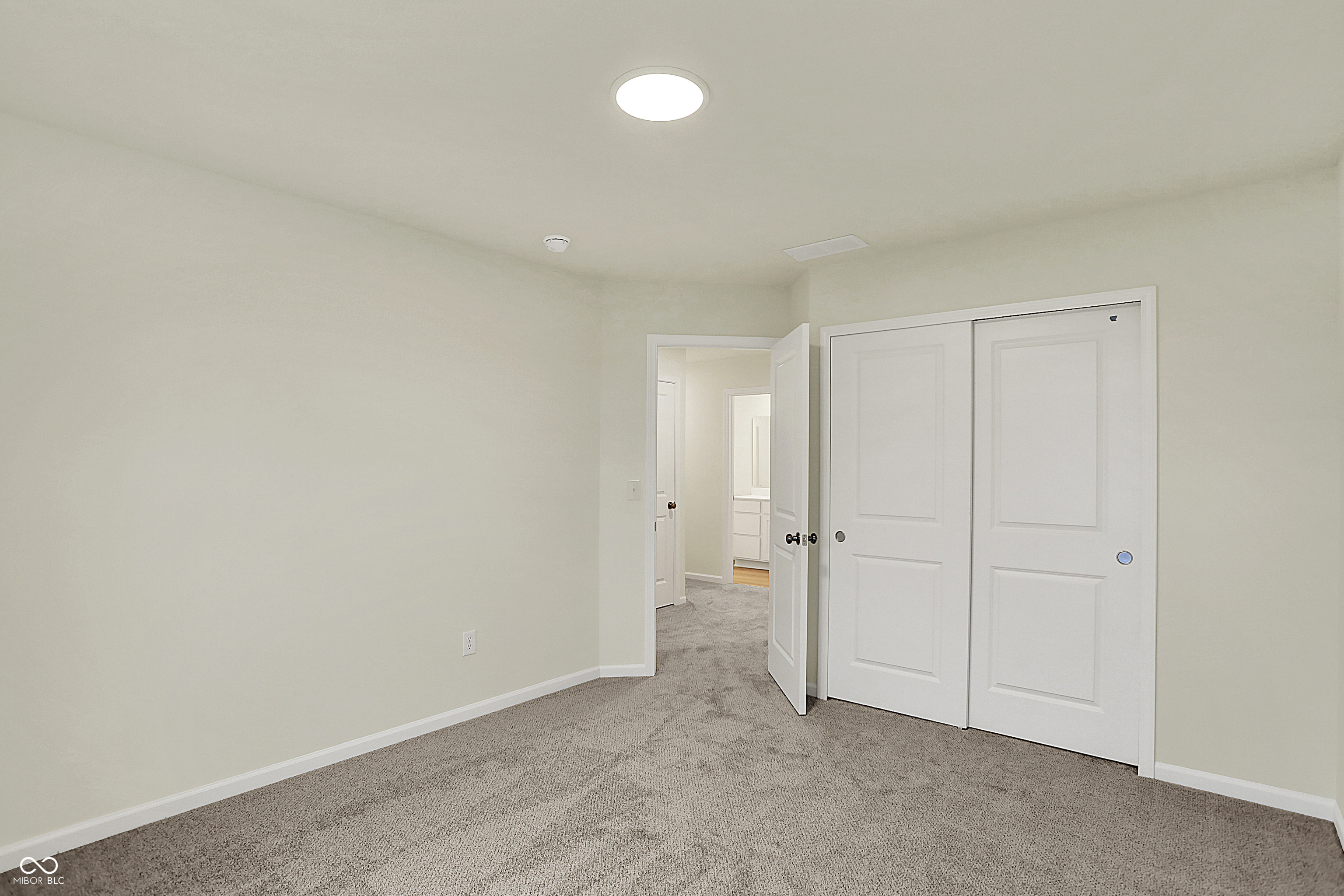 4087 Railhead Avenue