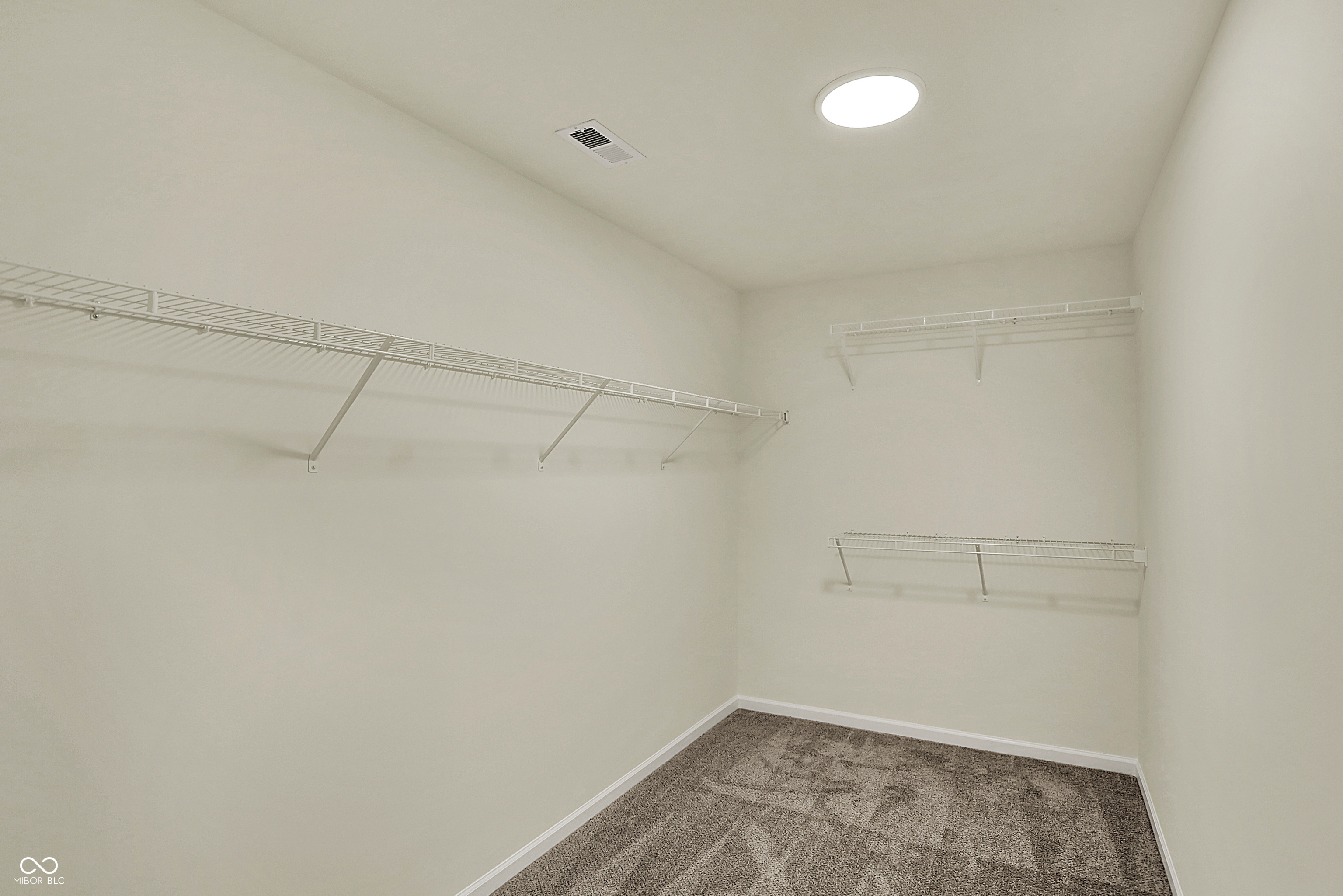 4087 Railhead Avenue