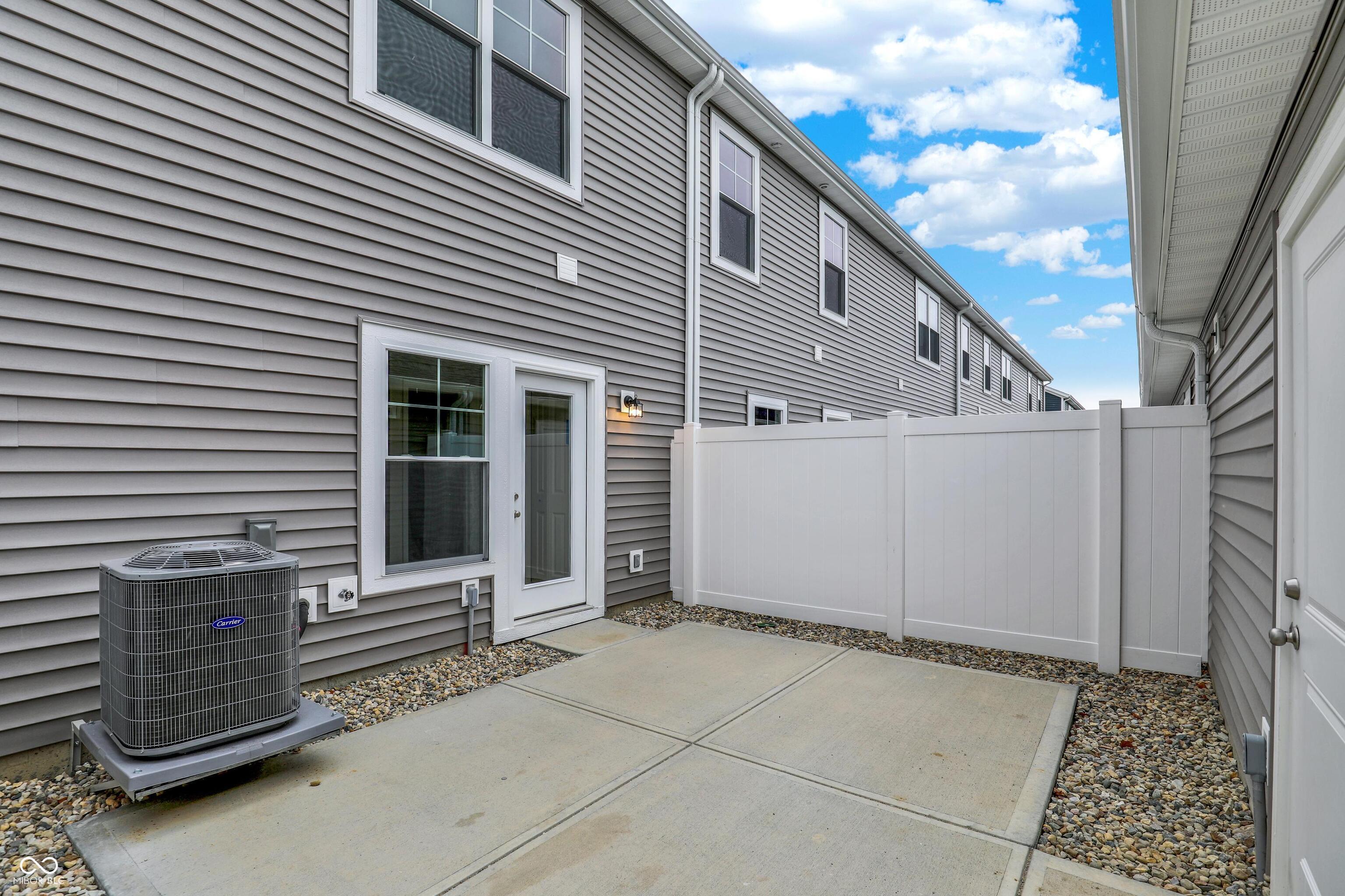 19558 Northwest Drive