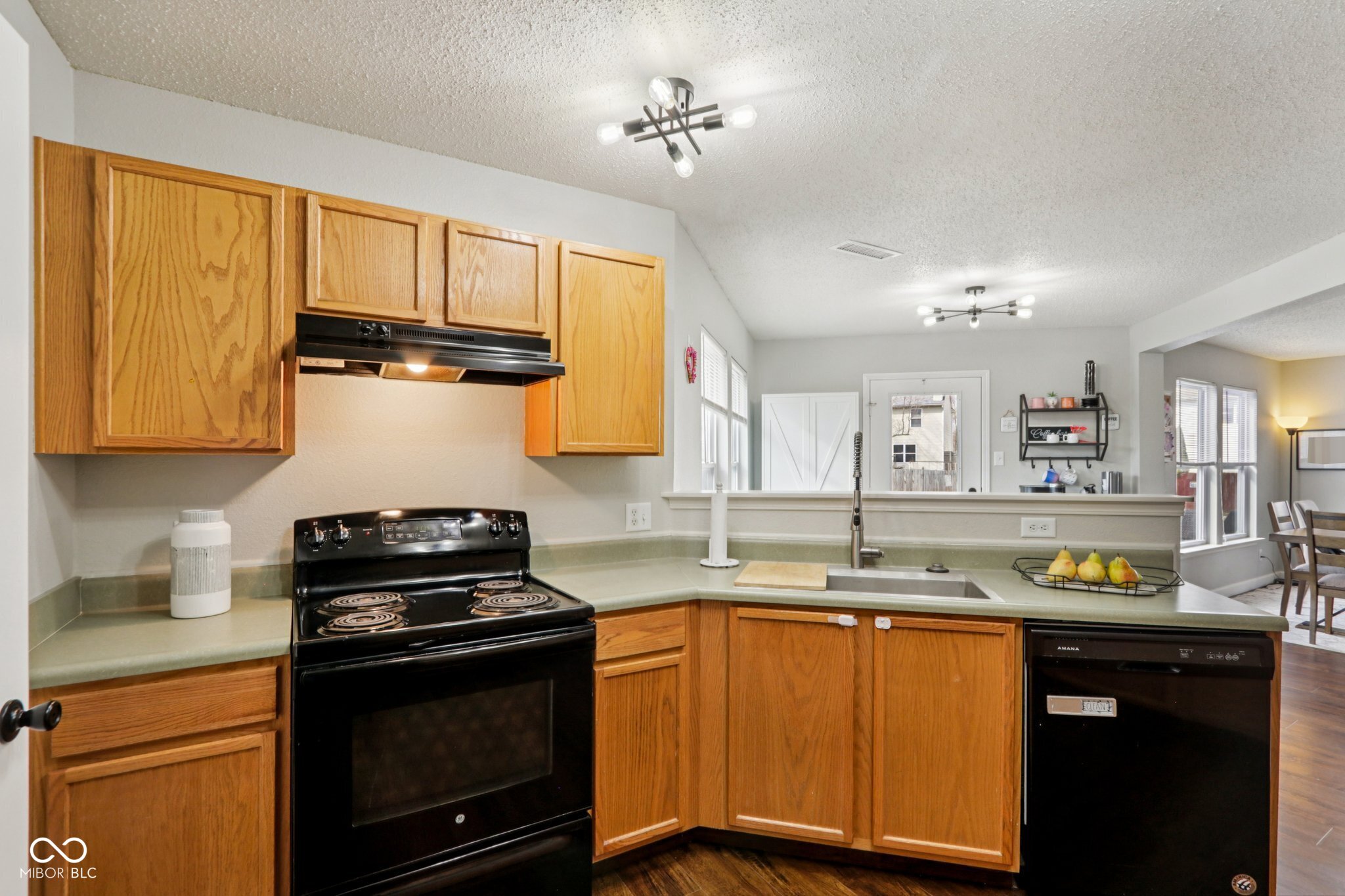 5724 Apple Branch Court