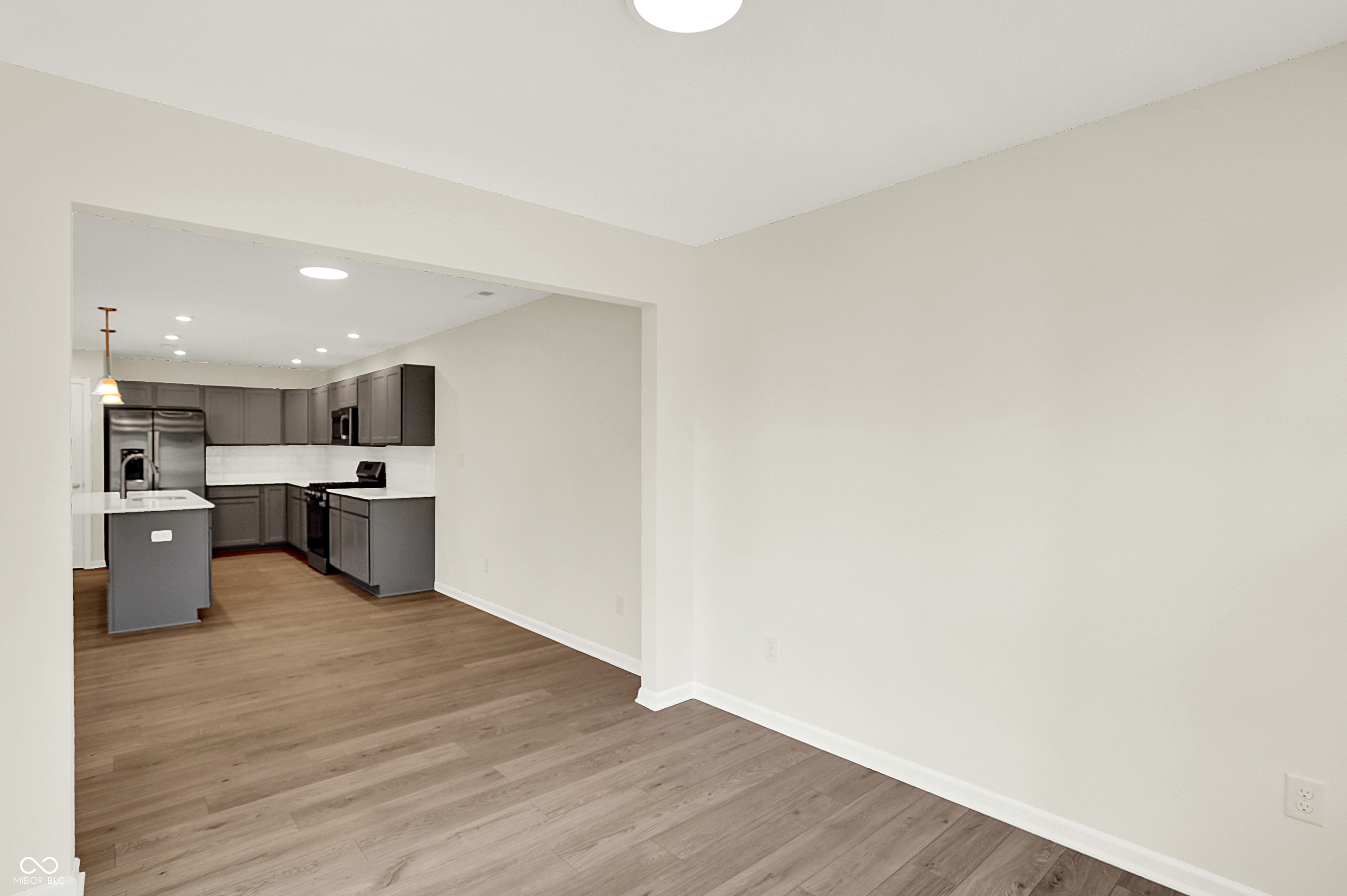 19542 Atwater Avenue