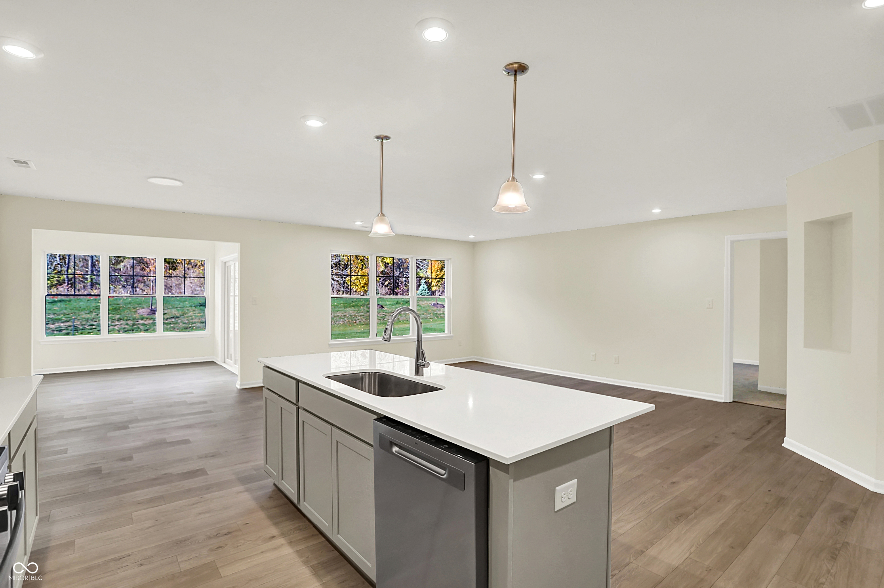 19542 Atwater Avenue