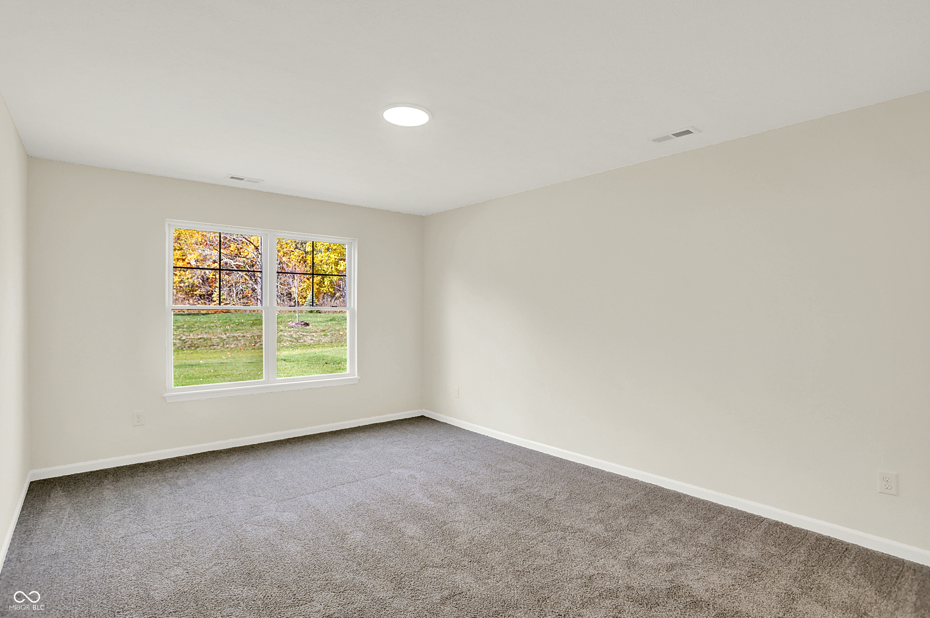 19542 Atwater Avenue