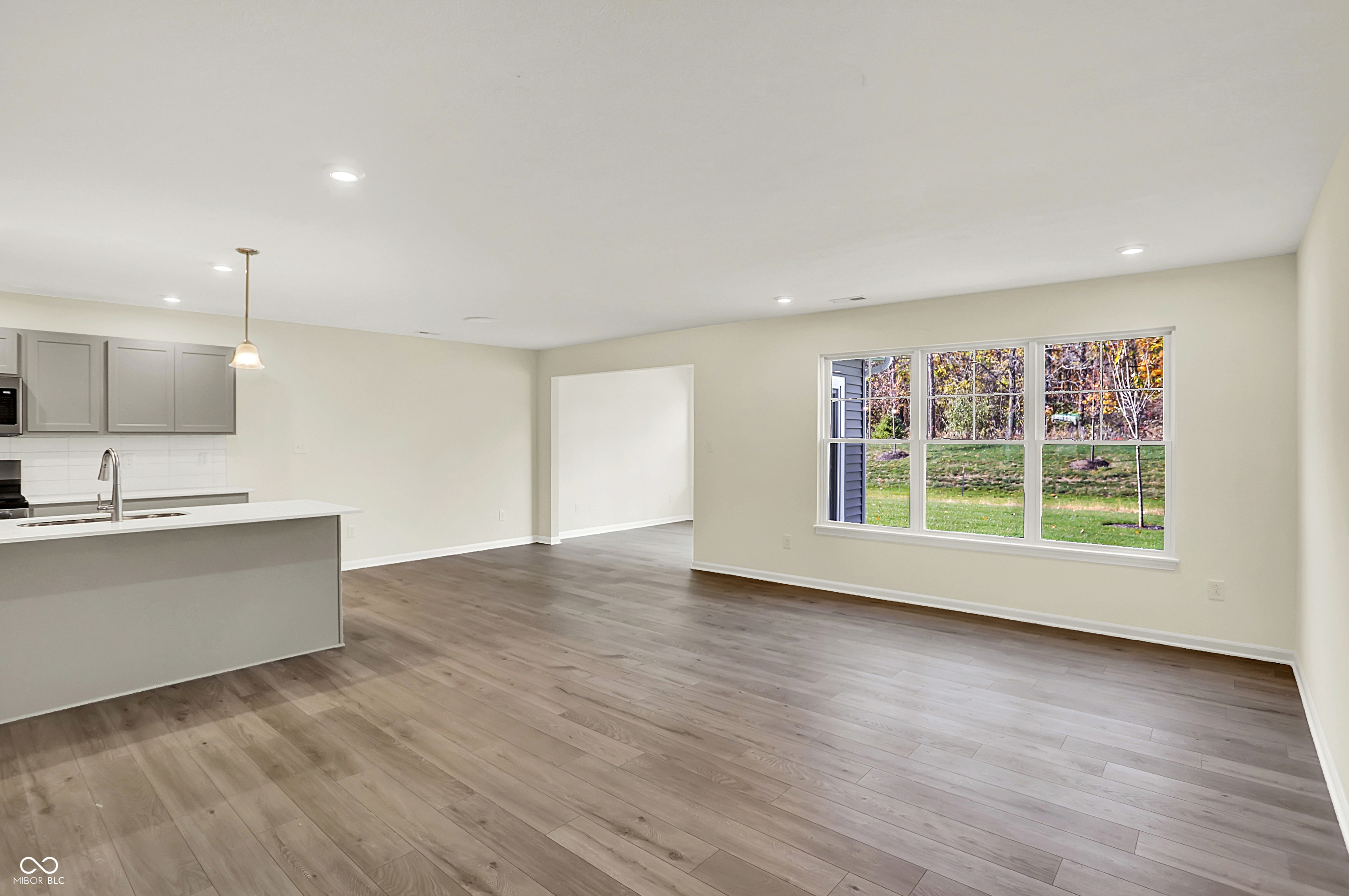 19542 Atwater Avenue