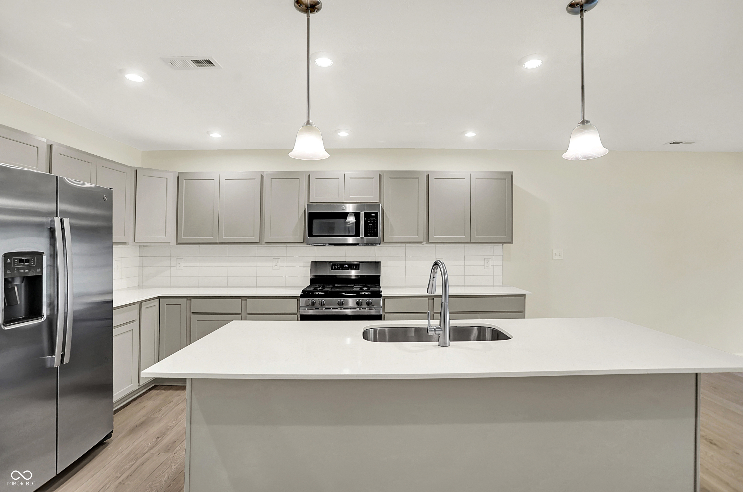 19542 Atwater Avenue