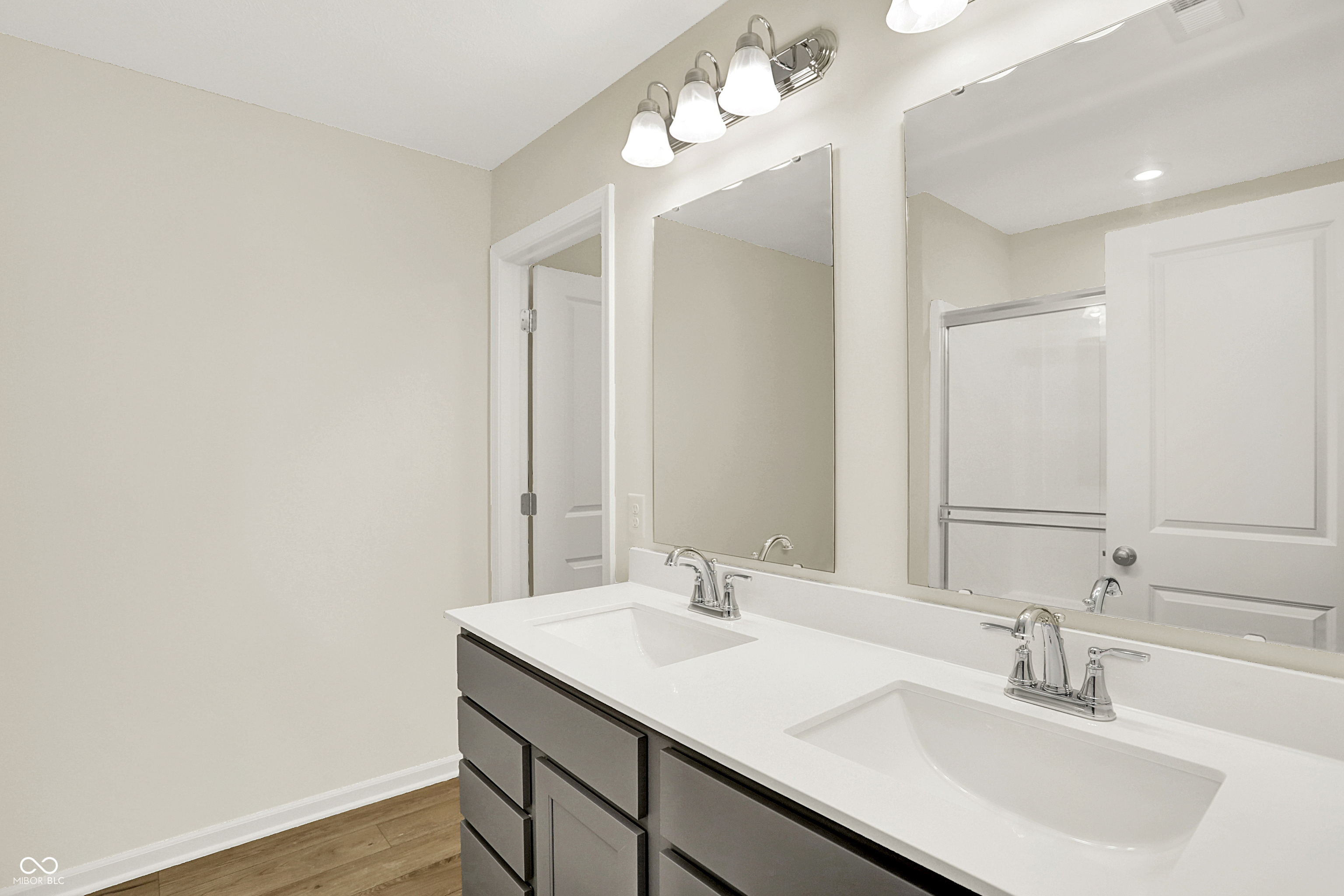 19542 Atwater Avenue