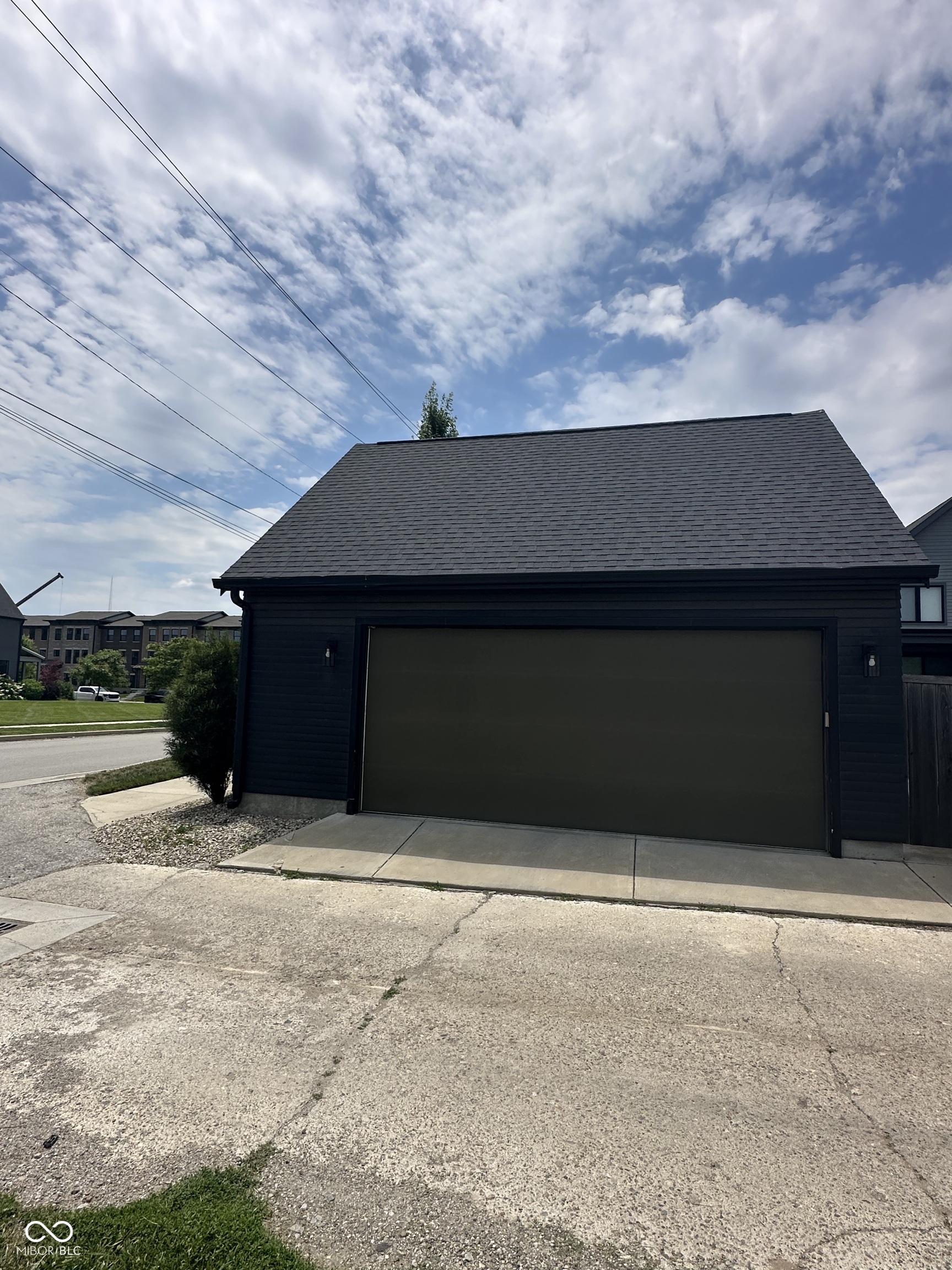 2001 Alvord Street