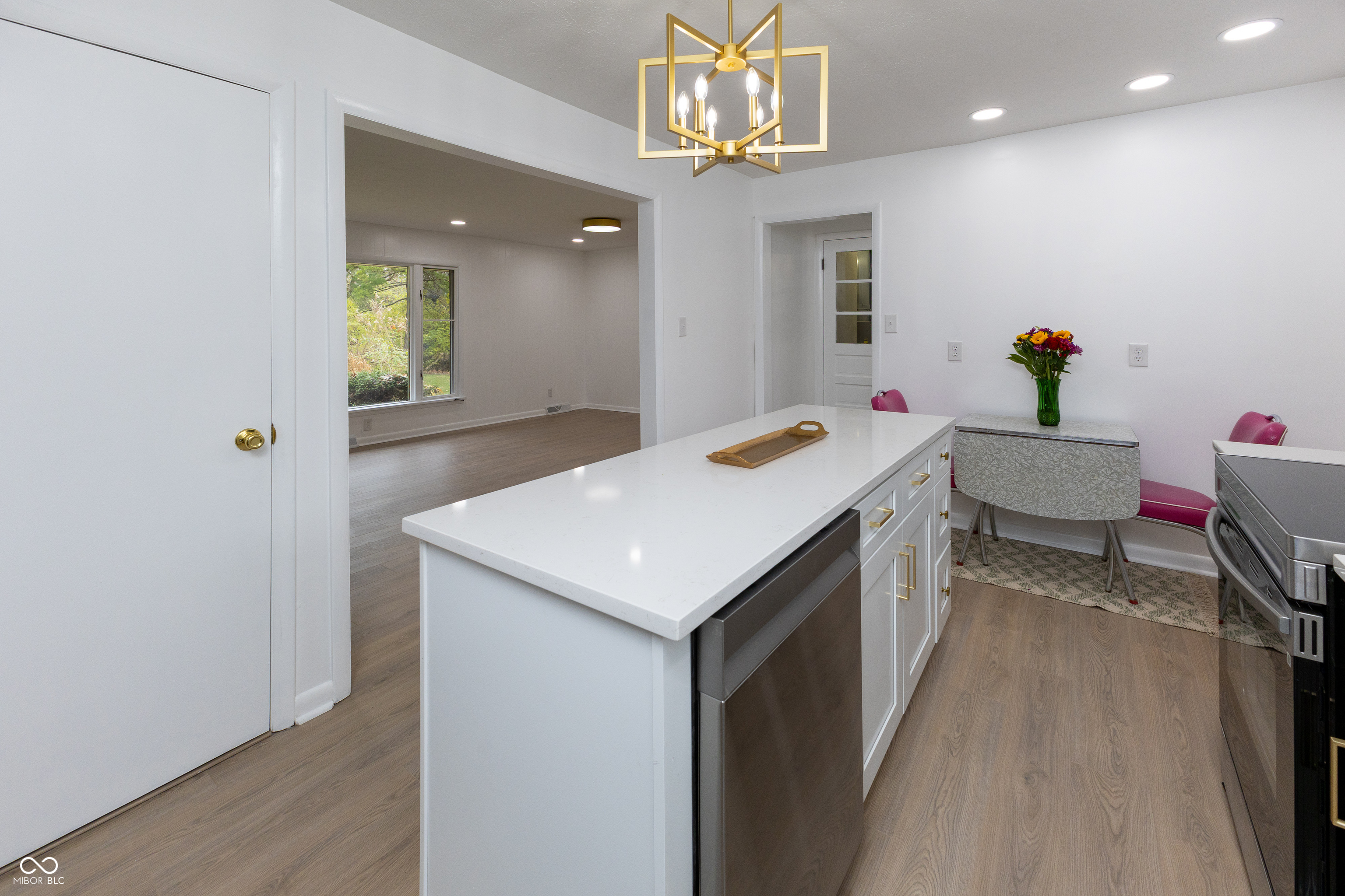 4225 Springwood Trail