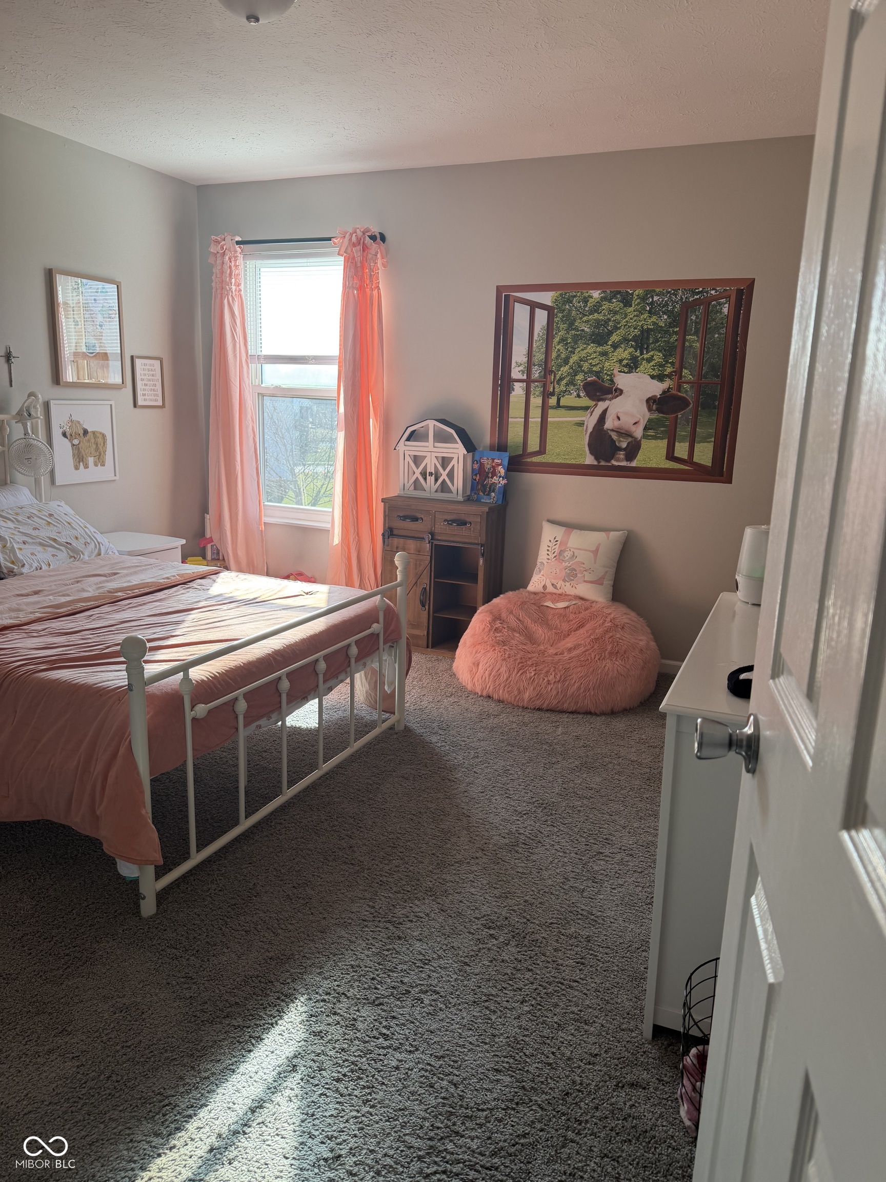 5866 Thompson Park Boulevard