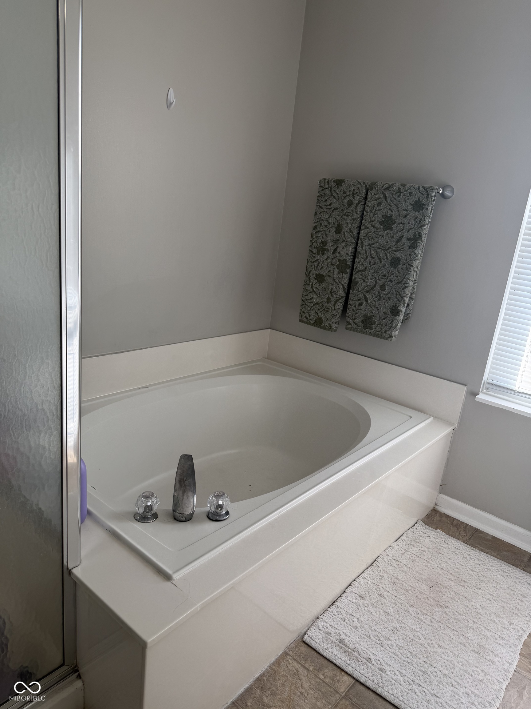 5866 Thompson Park Boulevard