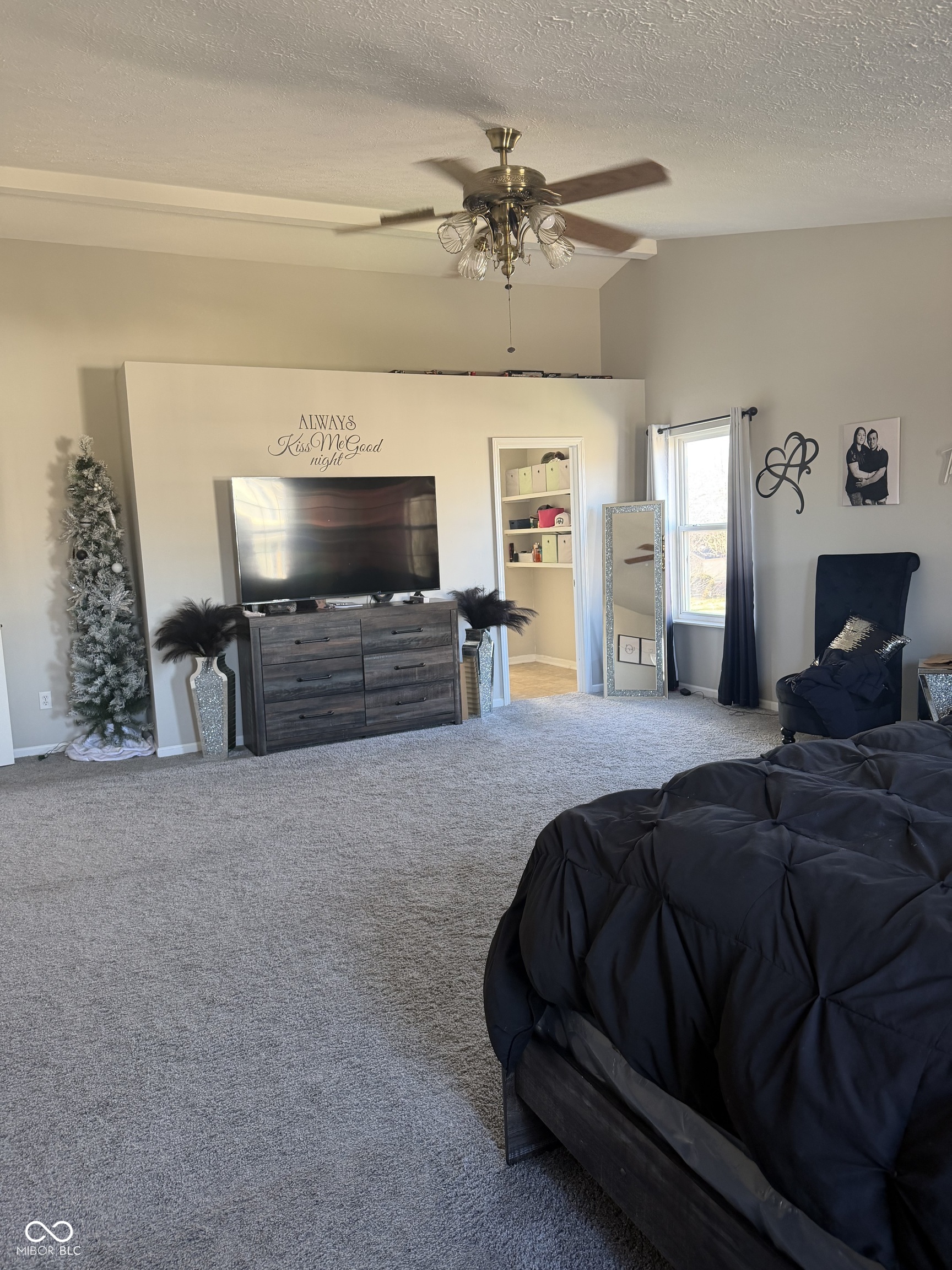 5866 Thompson Park Boulevard