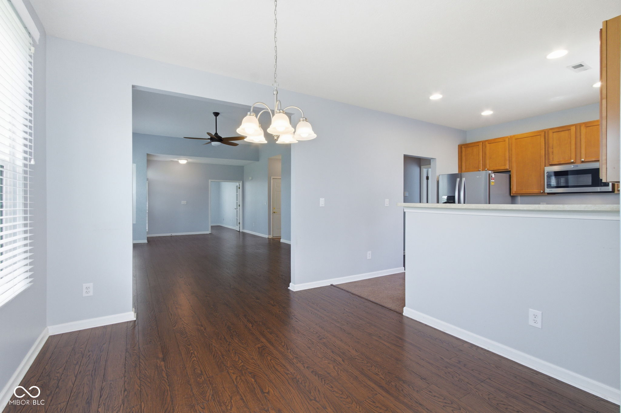 5565 Castor Way