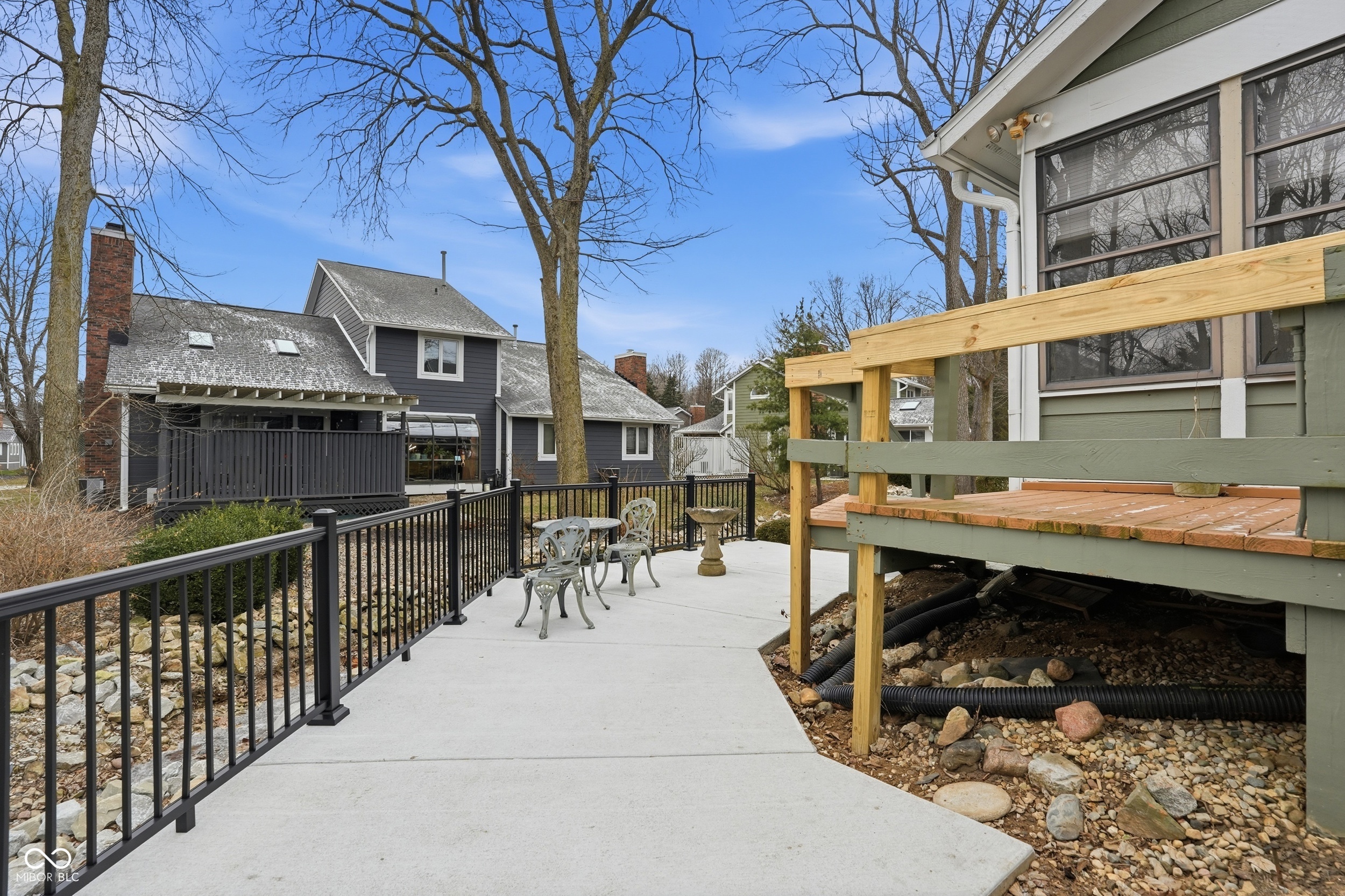 8128 Foxchase Circle