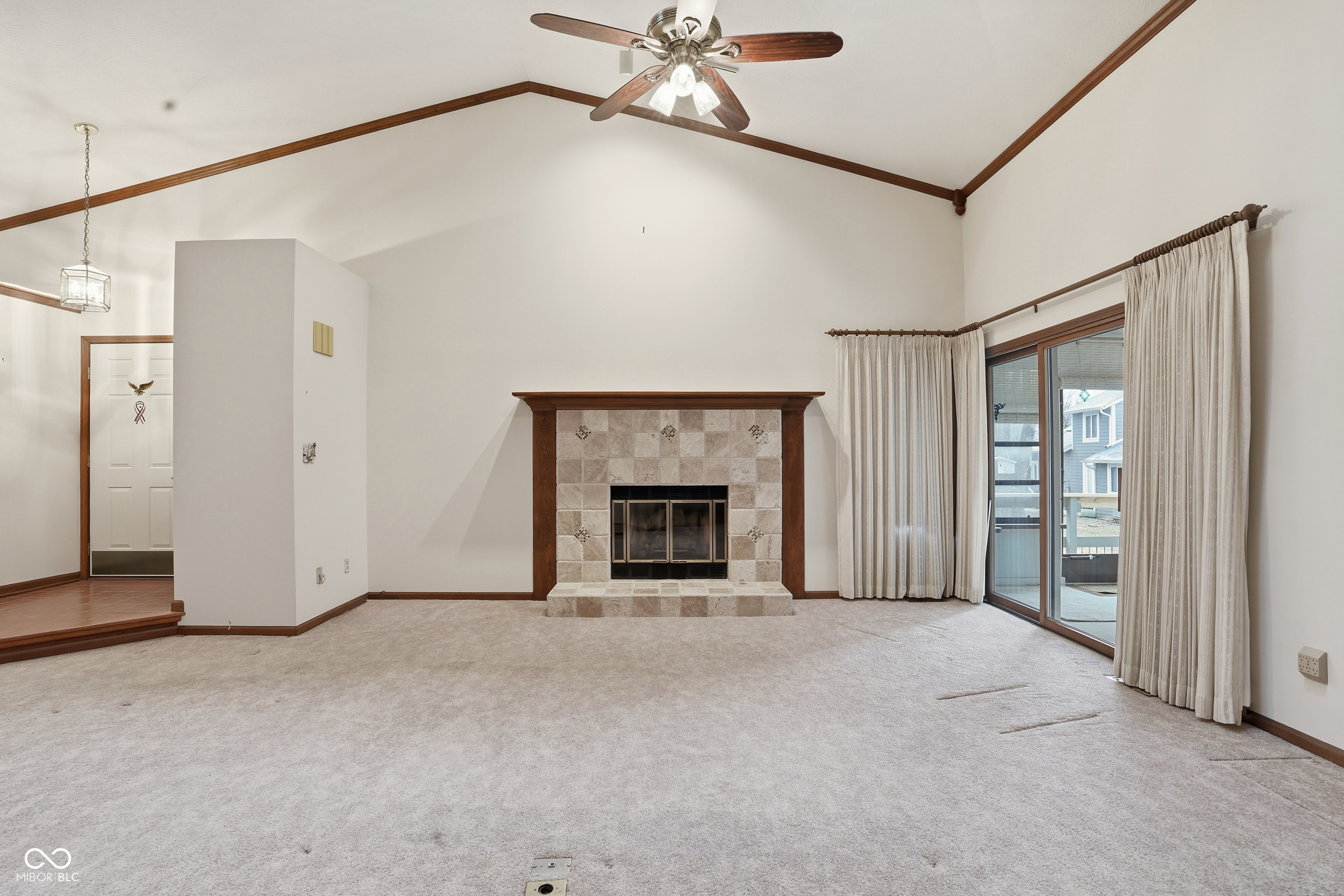 8128 Foxchase Circle