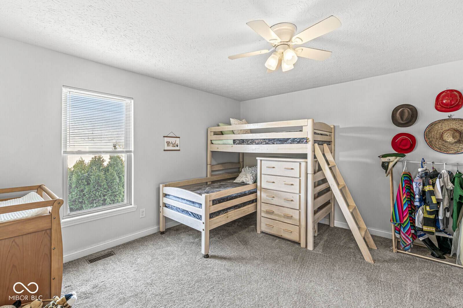 6819 Bluffridge Parkway