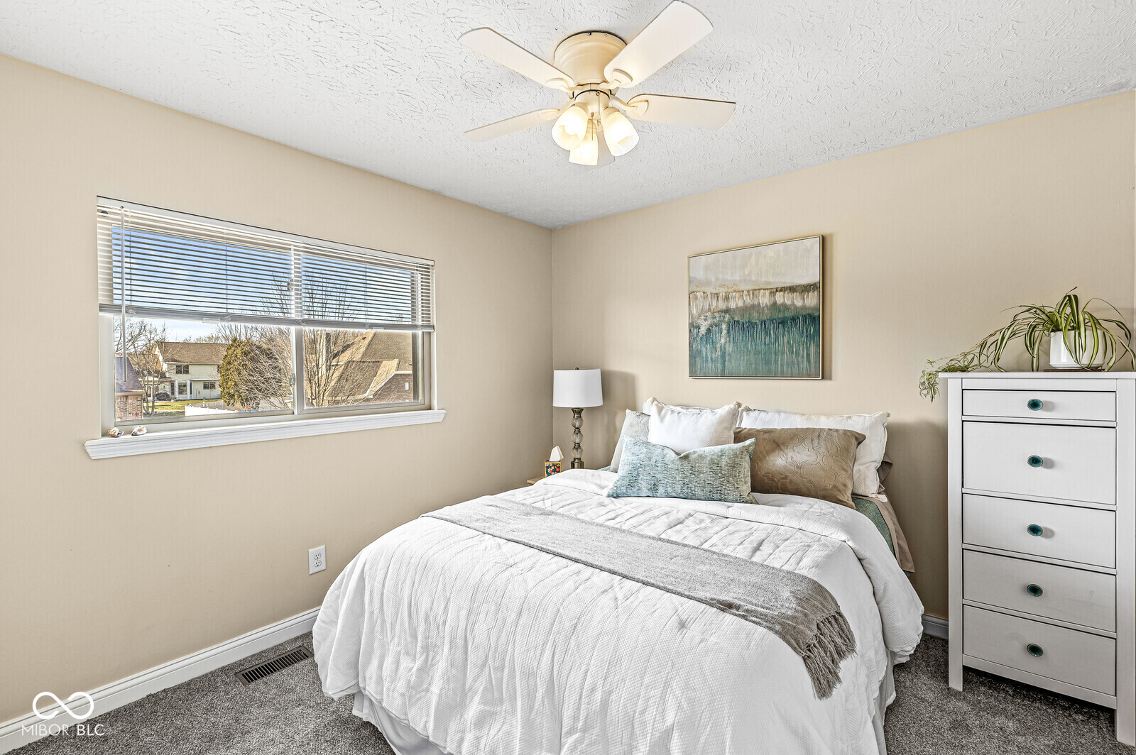 6819 Bluffridge Parkway