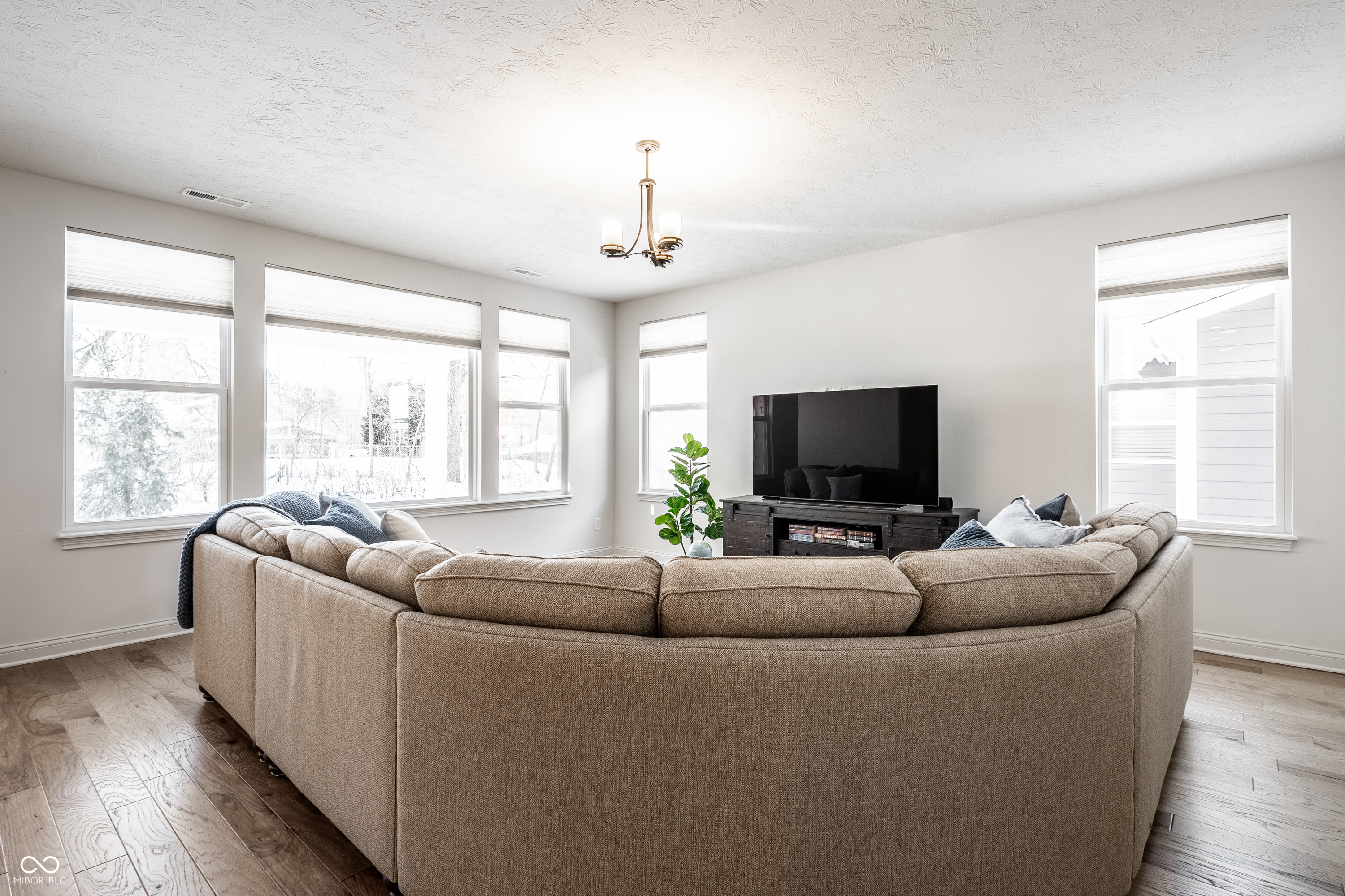 9591 Summerton Drive