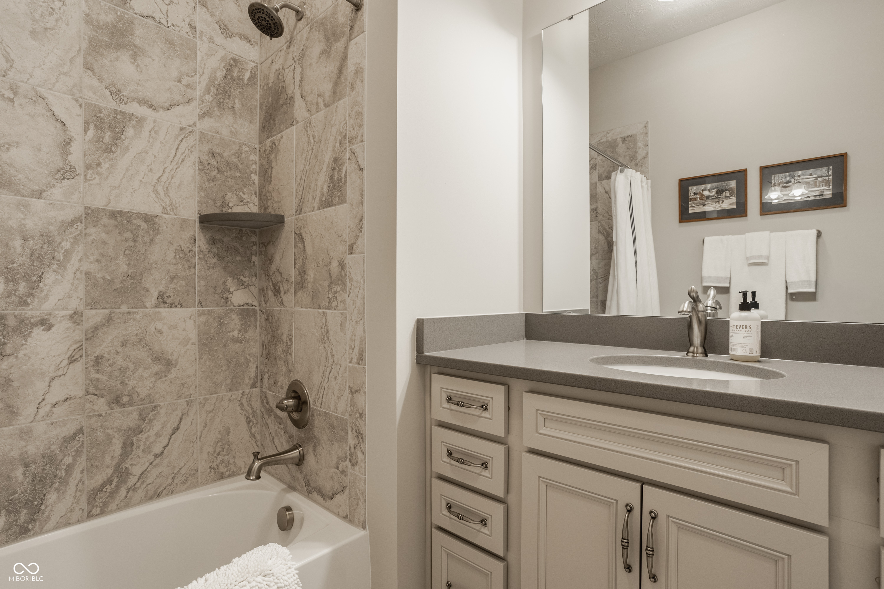 1127 Frenzel Parkway