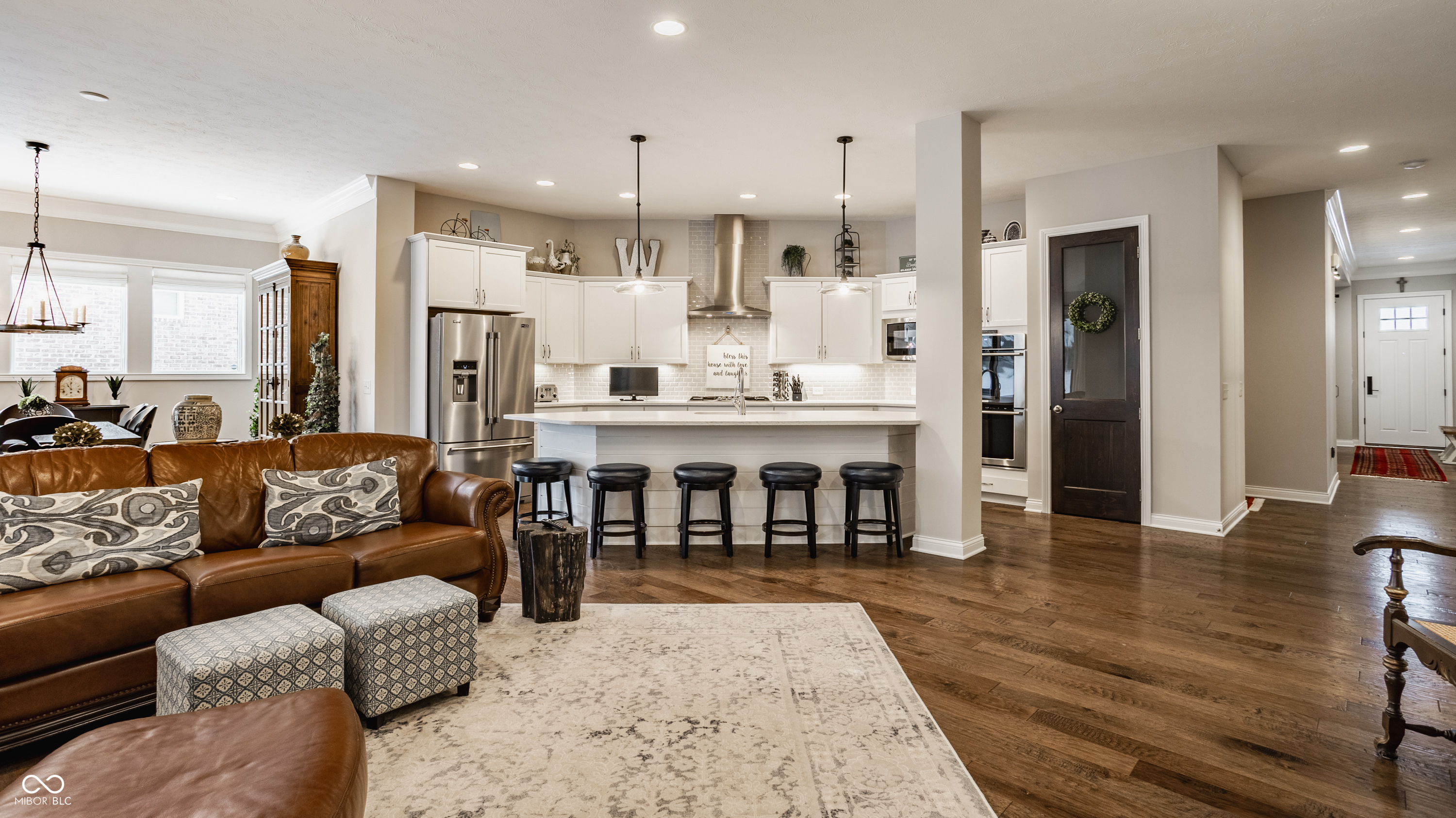 1127 Frenzel Parkway