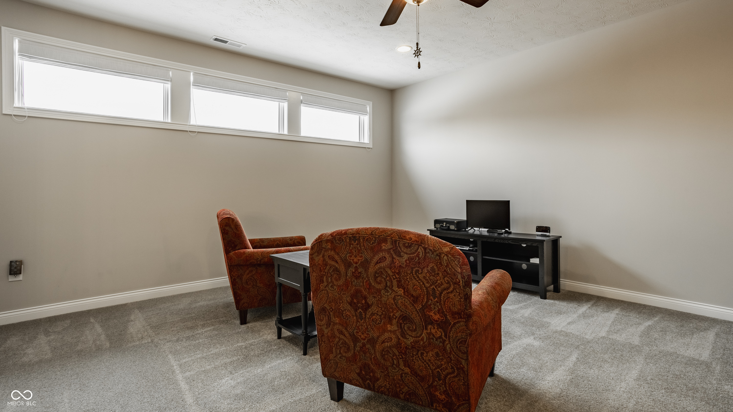 1127 Frenzel Parkway