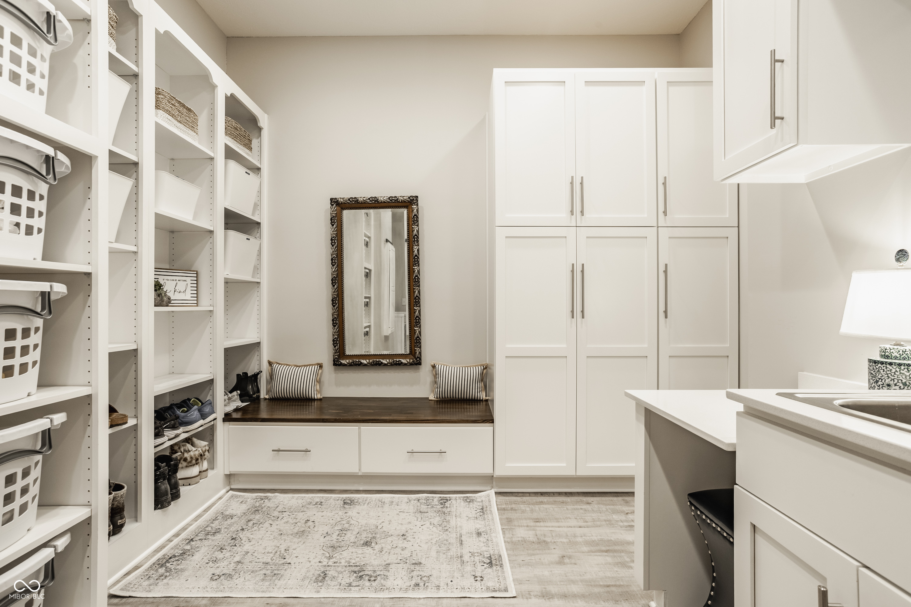 1127 Frenzel Parkway