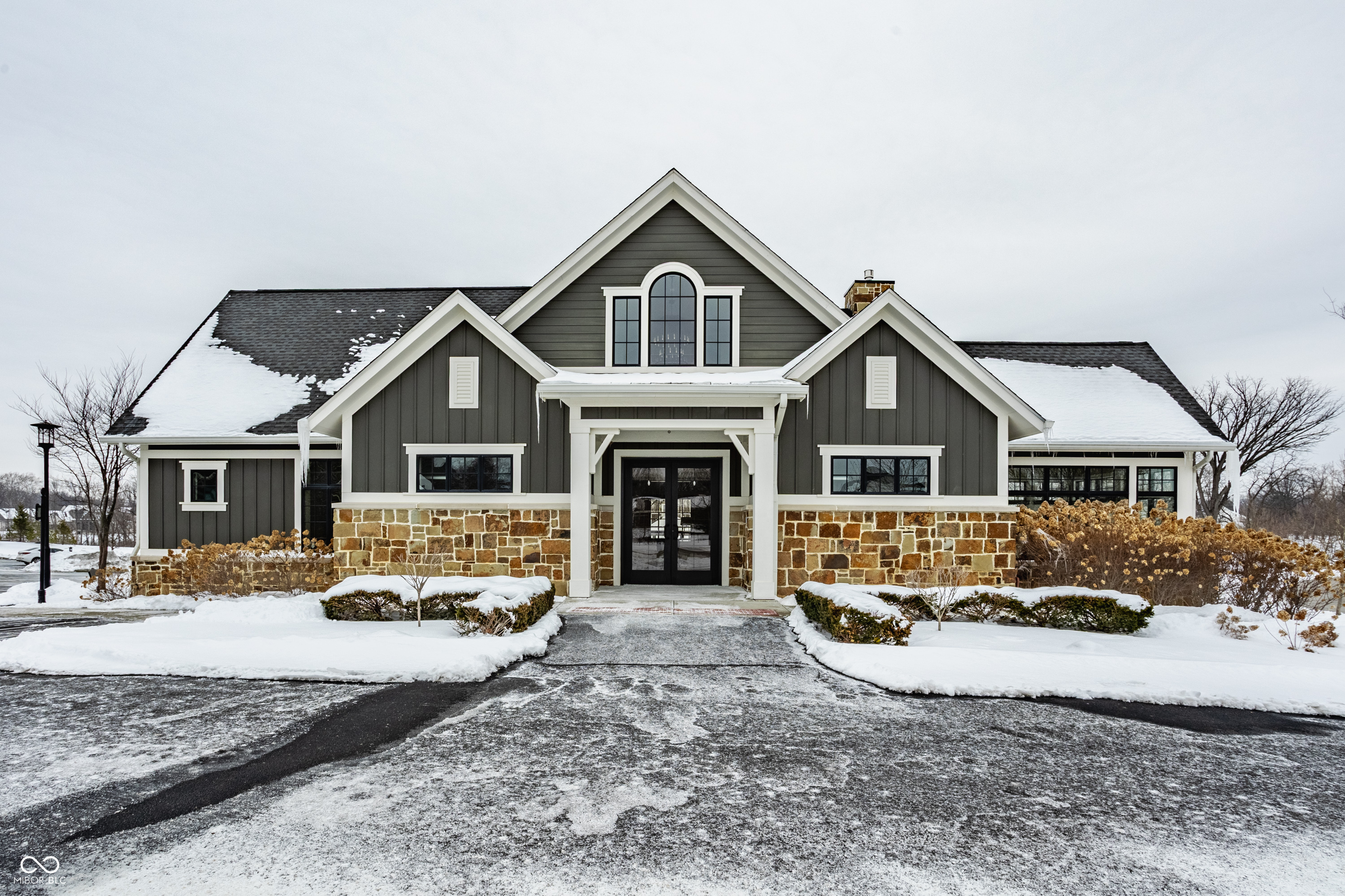 1127 Frenzel Parkway